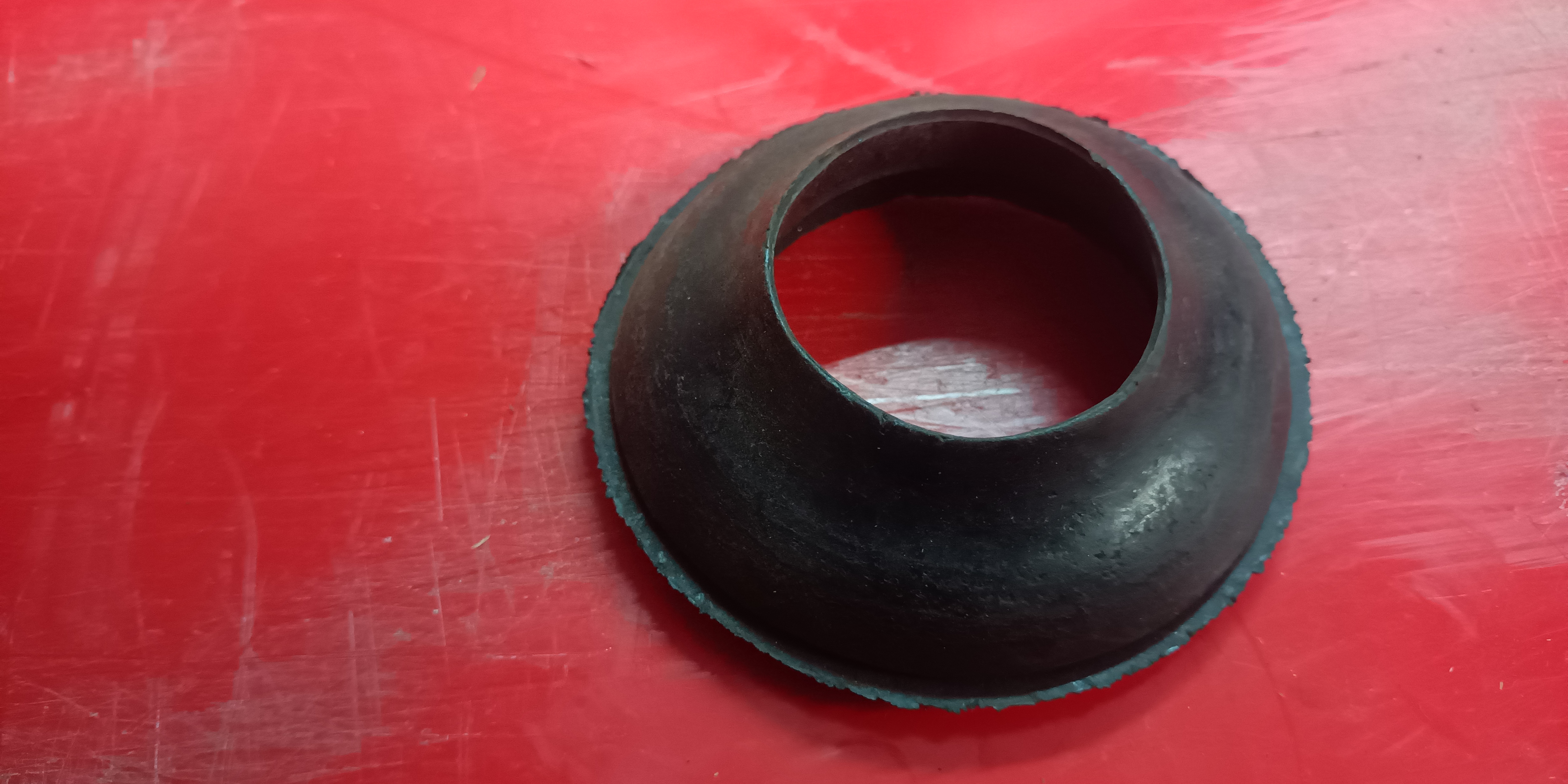 Gummidurchführung Gummi Tankeinfüllstutzen Tank Wartburg 311 312 Camping