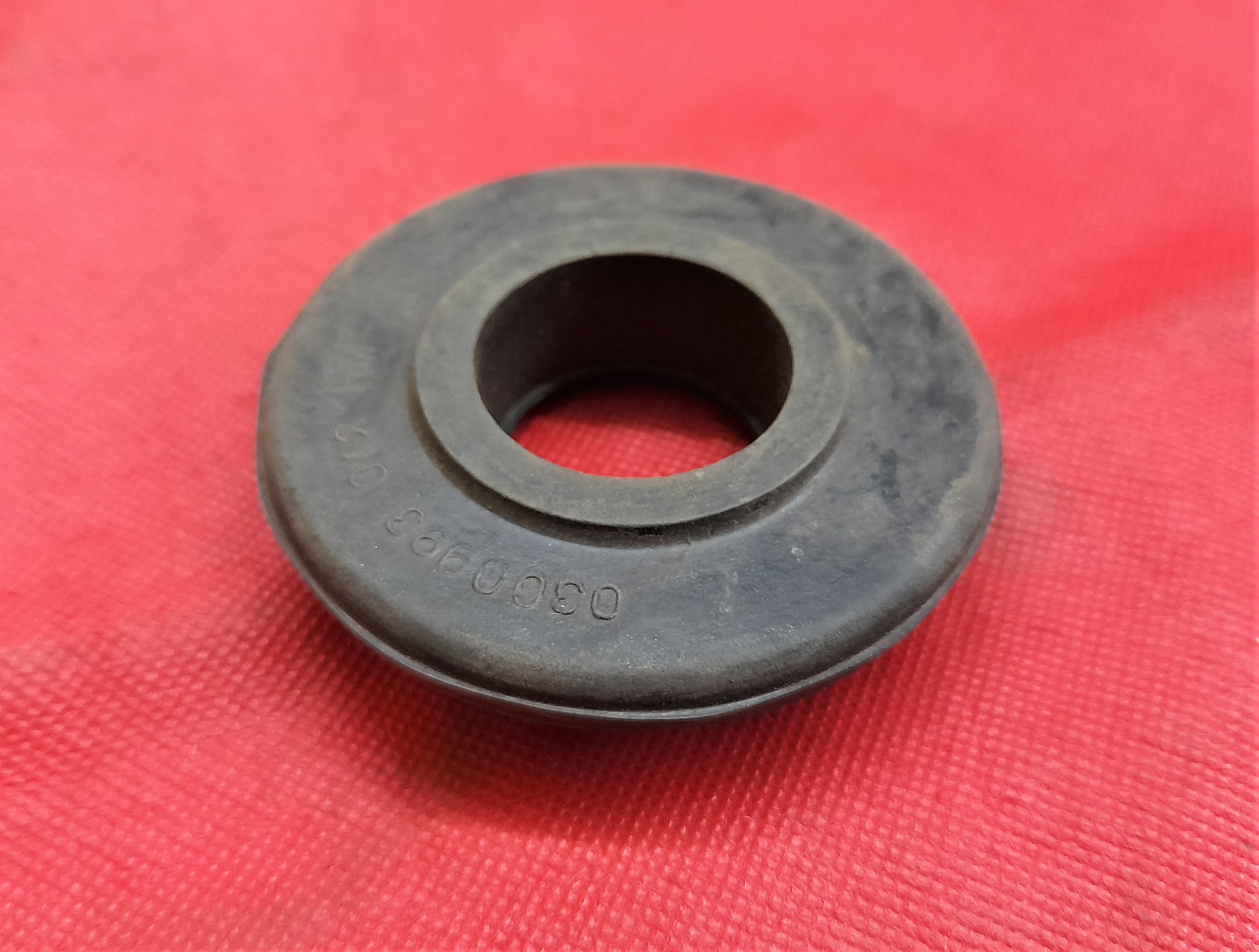 Gummilager für Dreieckslenker Hinterachse Trabant 500 600 601
