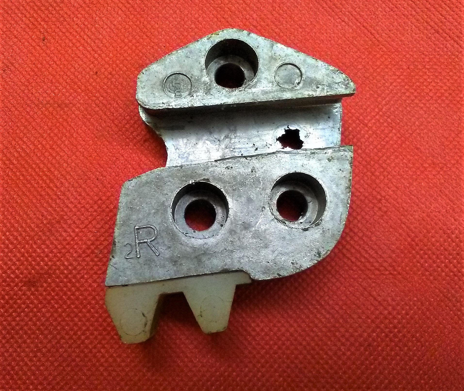 Schließkeil rechts Barkas B1000