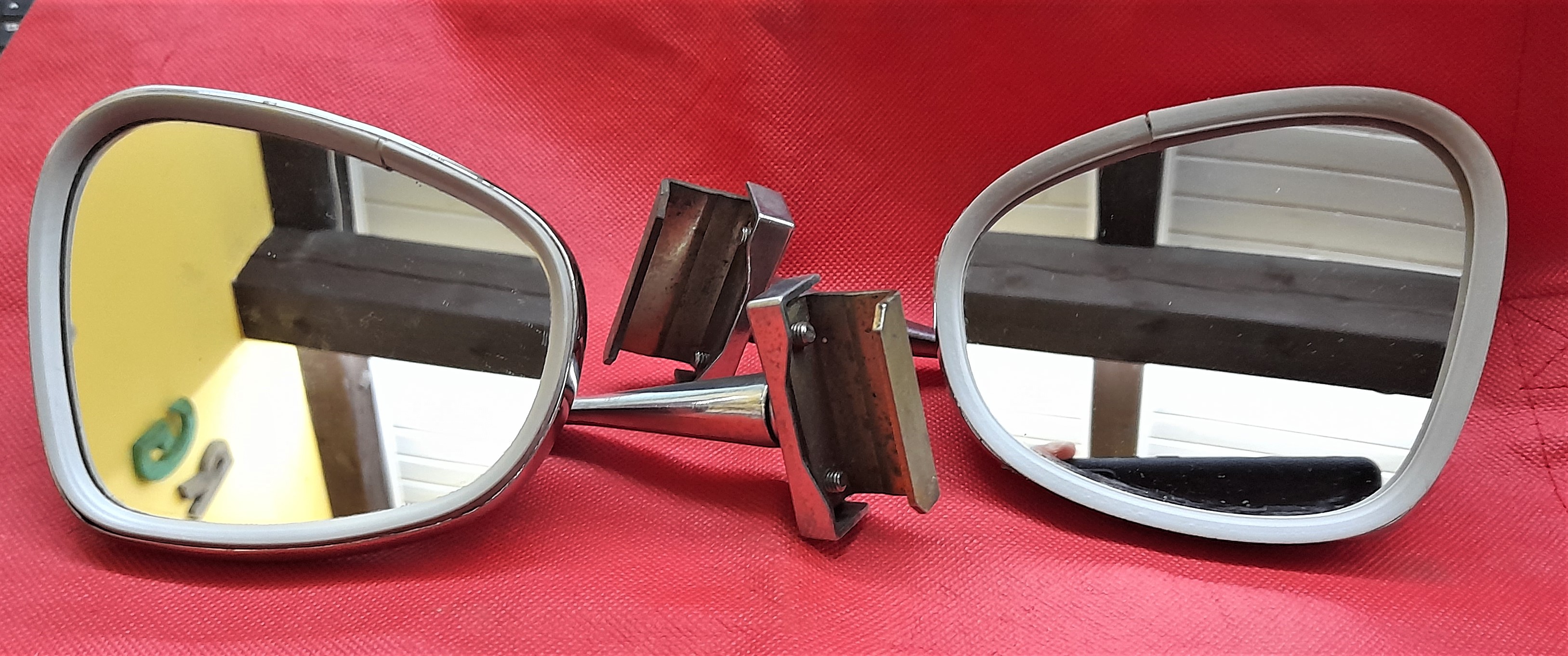 Nierenspiegel Außenspiegel Rückspiegel Chrom Wartburg 311 312 Trabant