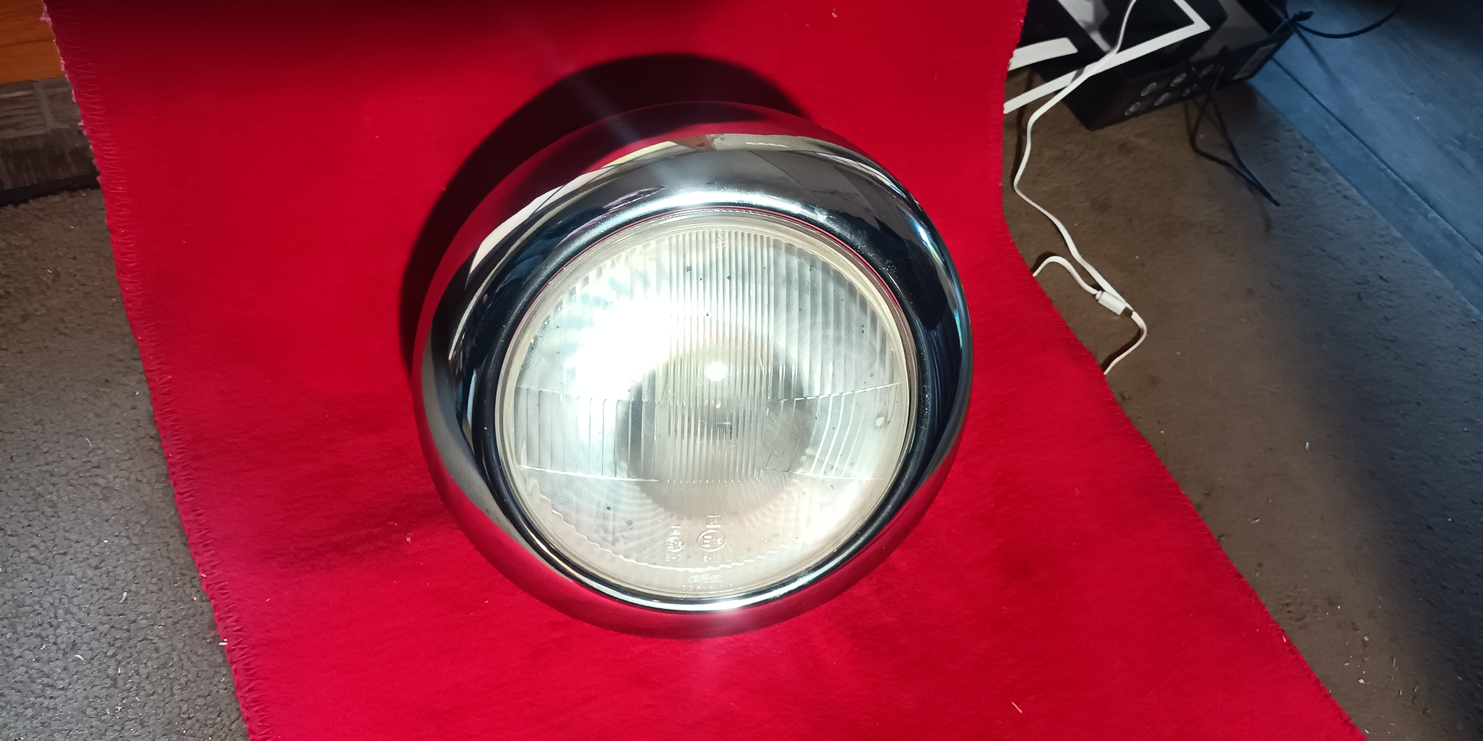 Komplett Scheinwerfer Barkas B1000 mit Lampentopf und Ring Chrom