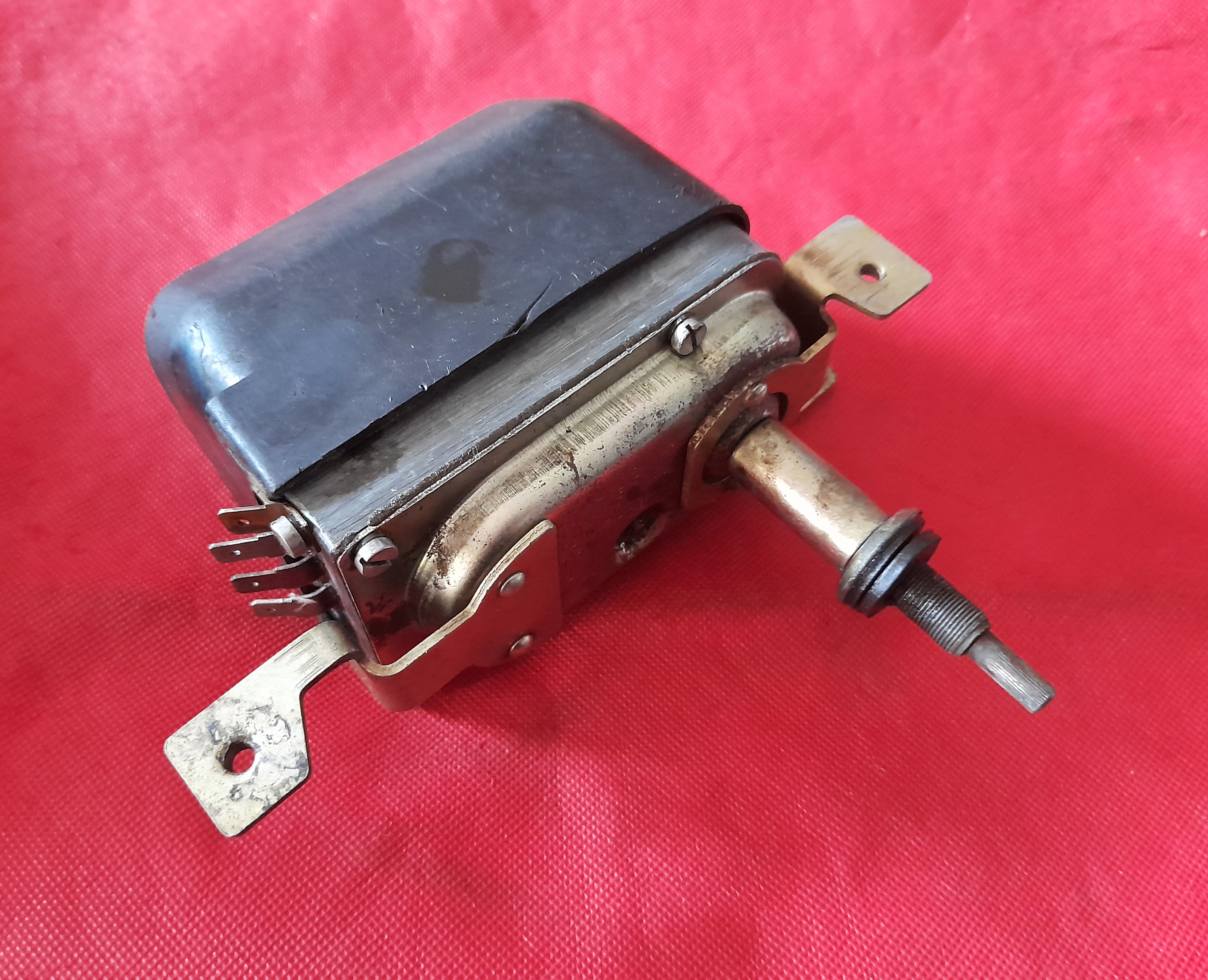 Scheibenwischermotor , Wischermotor Heckscheibe 12V Wartburg 1.3 tourist