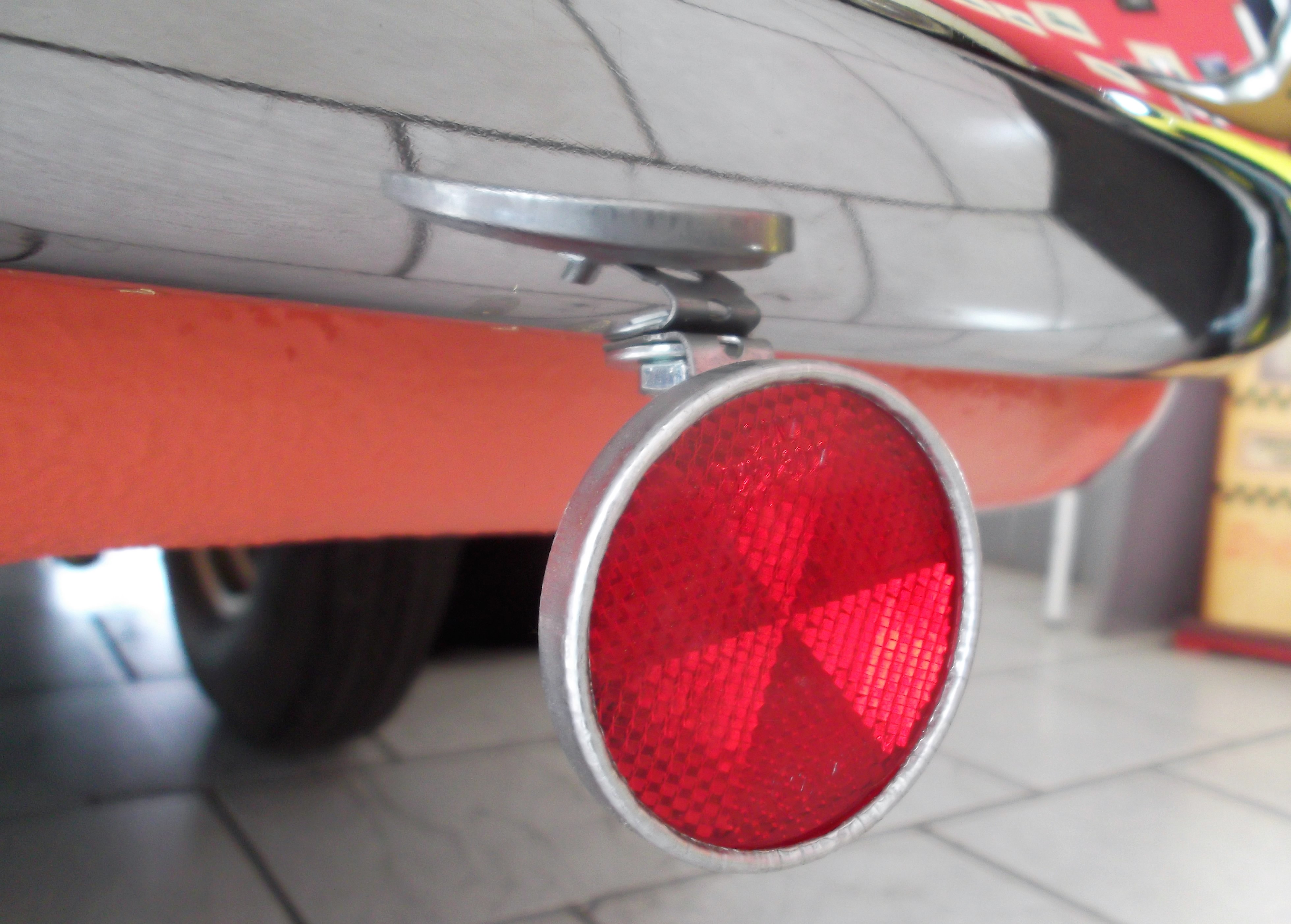 Rückstrahler Katzenauge Wartburg Trabant IFA Oldtimer