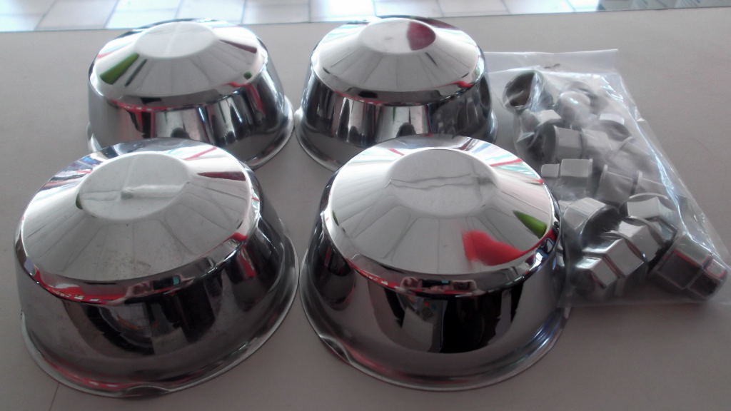 Radkappensatz , Radkappen Nabenkappen Wartburg 312, Wartburg 353 , Trabant