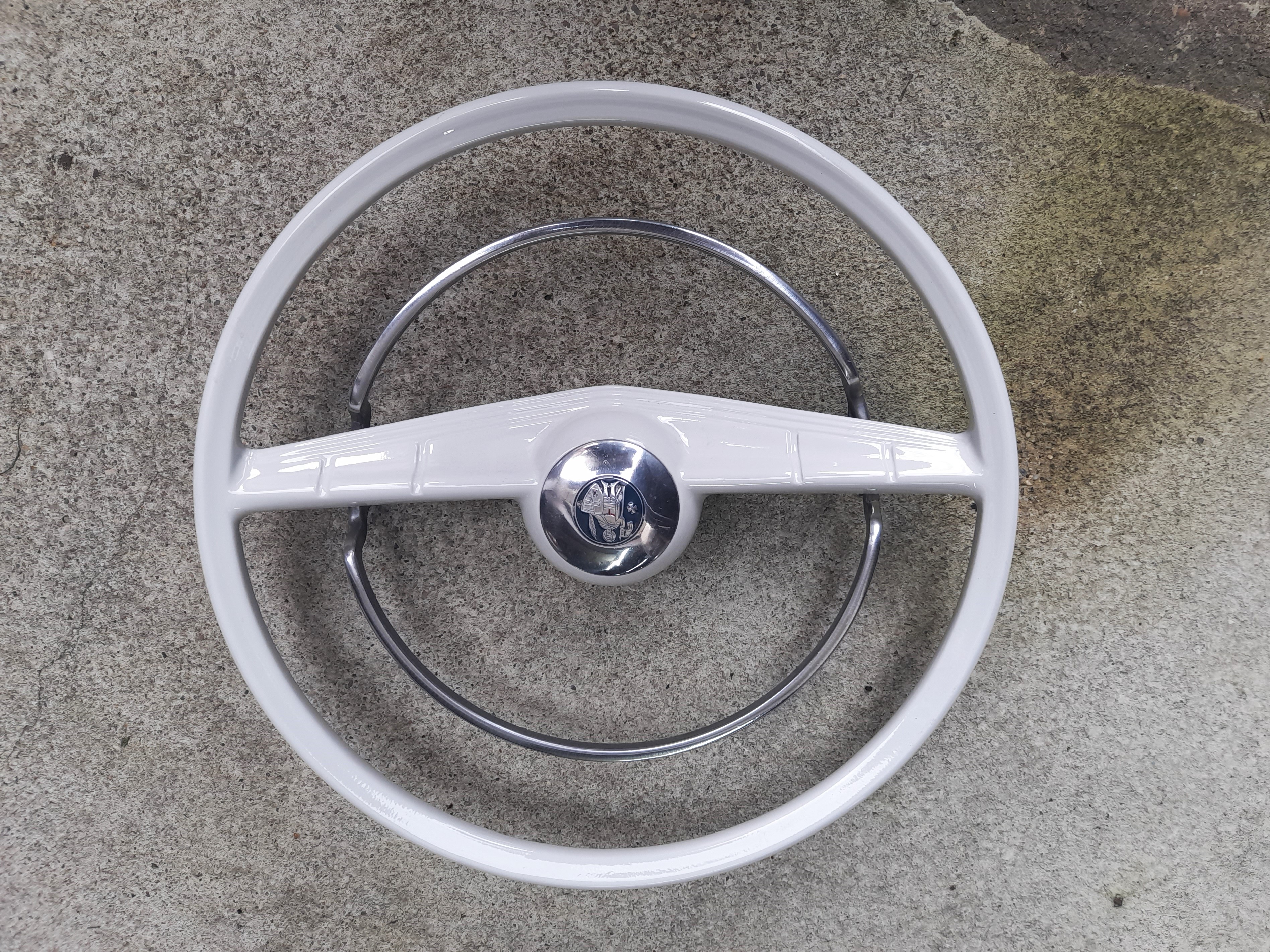 Lenkrad mit Hupenring Wartburg 311 IFA F9 Barkas B1000