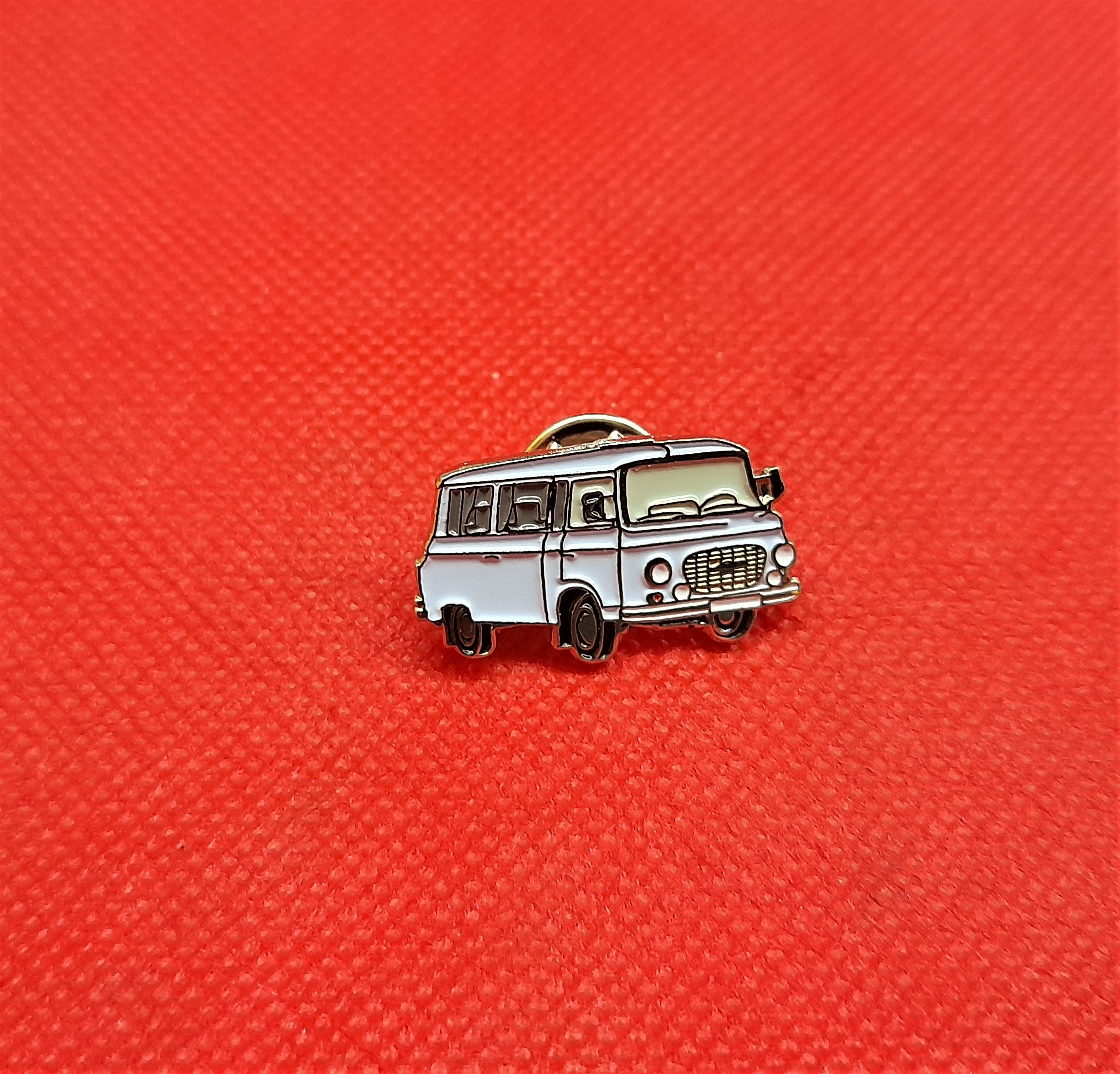 pin Barkas B 1000