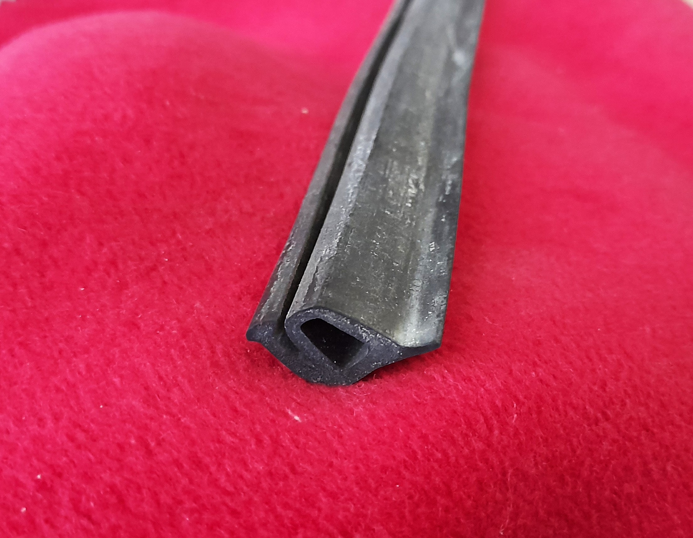 Abdichtung Kotflügel Wartburg 353