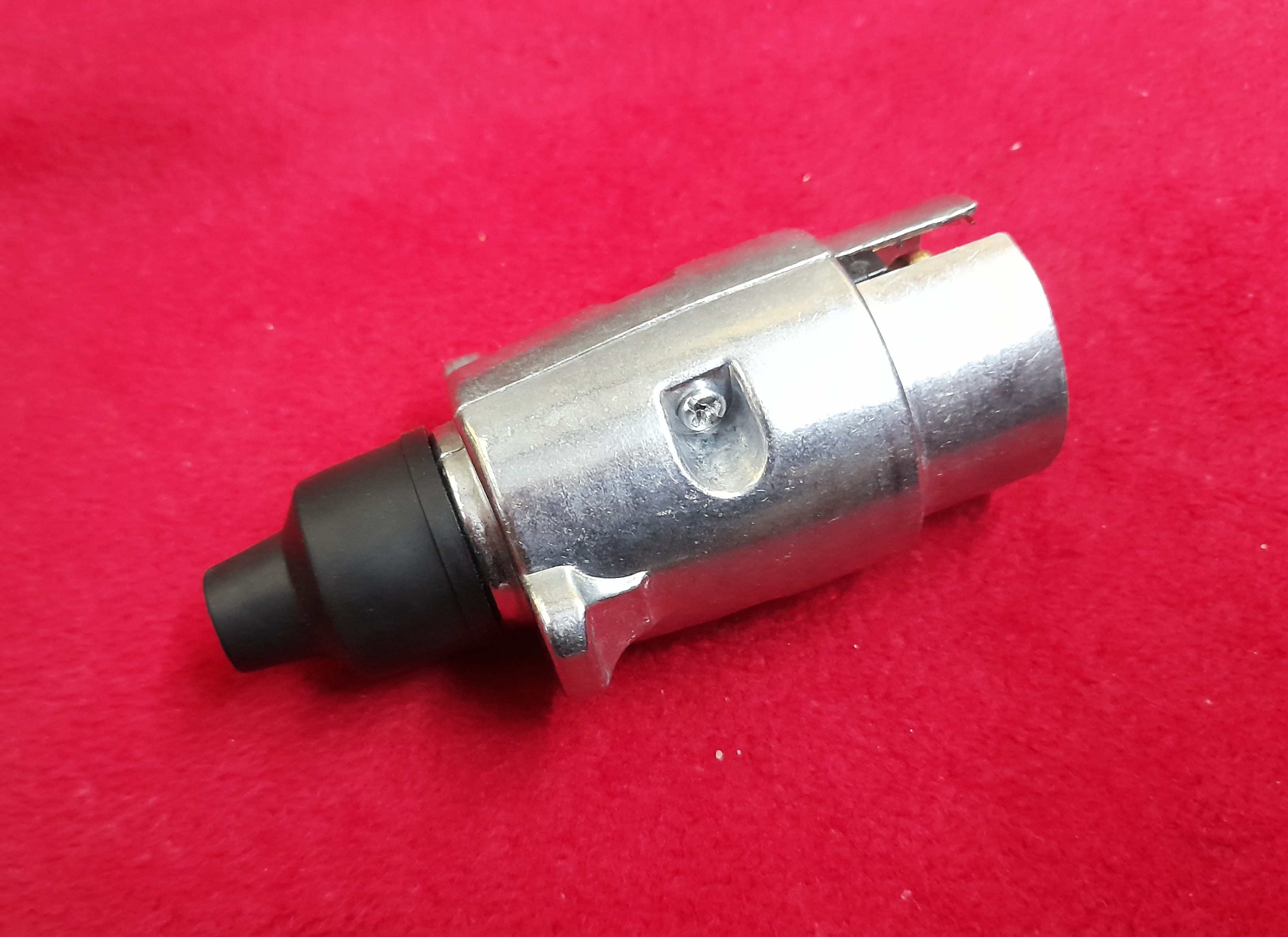 Anhänger Stecker 7 polig Wartburg IFA Trabant Barkas Qek Nagetusch HP500 HP350