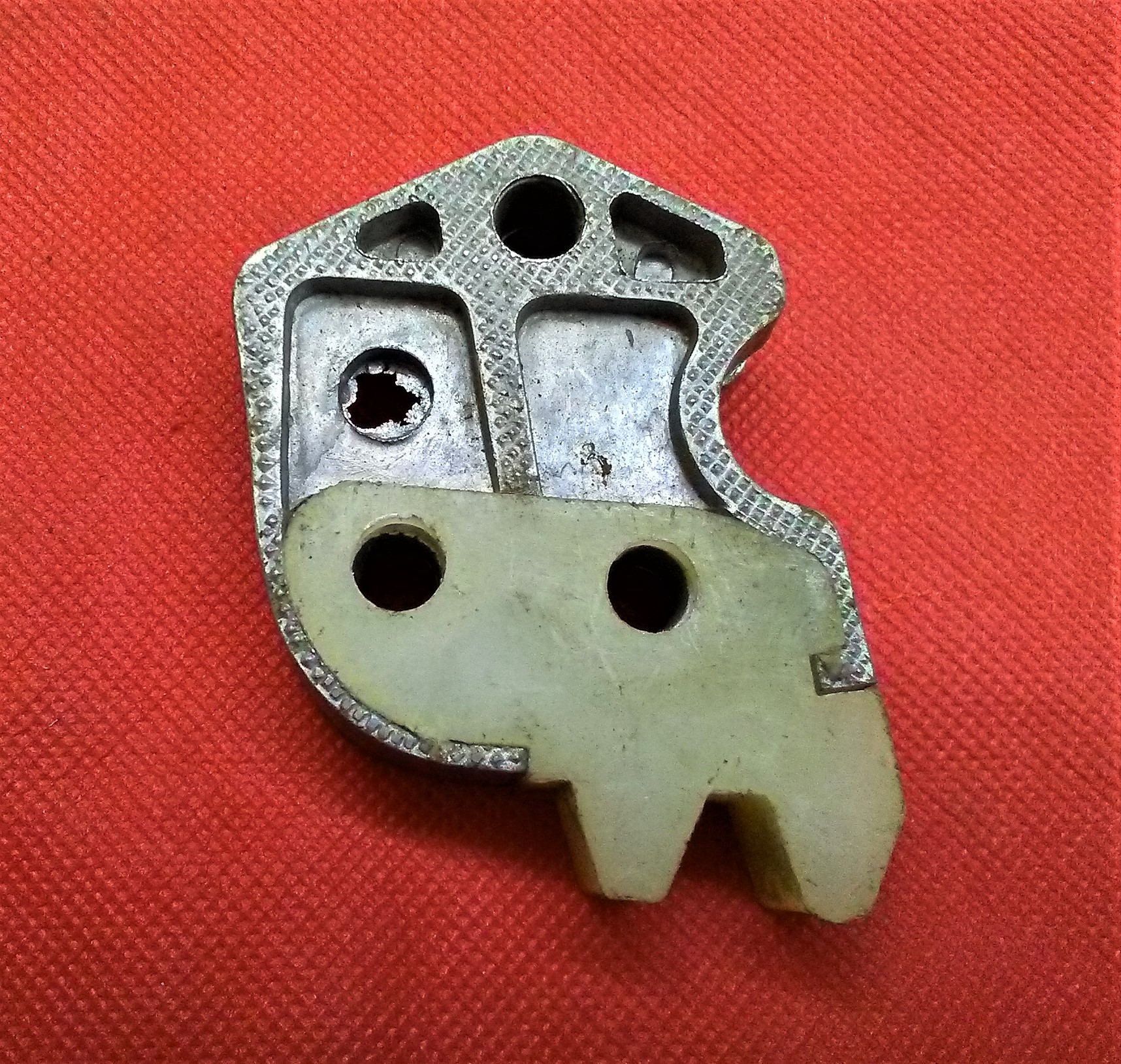 Schließkeil rechts Barkas B1000