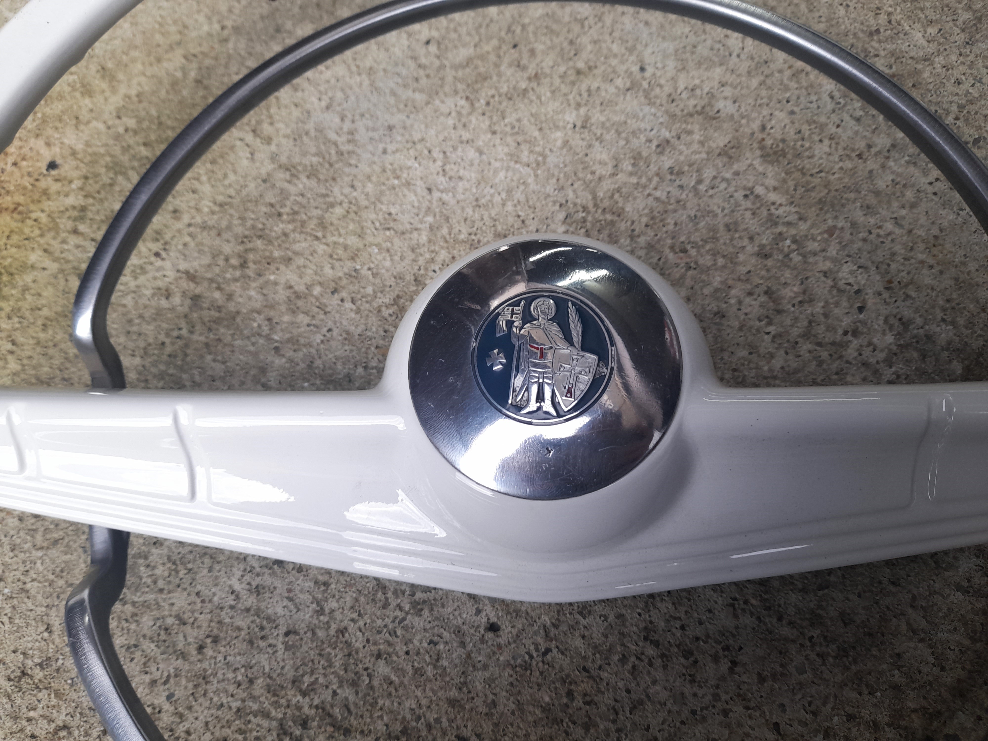 Lenkrad mit Hupenring Wartburg 311 IFA F9 Barkas B1000