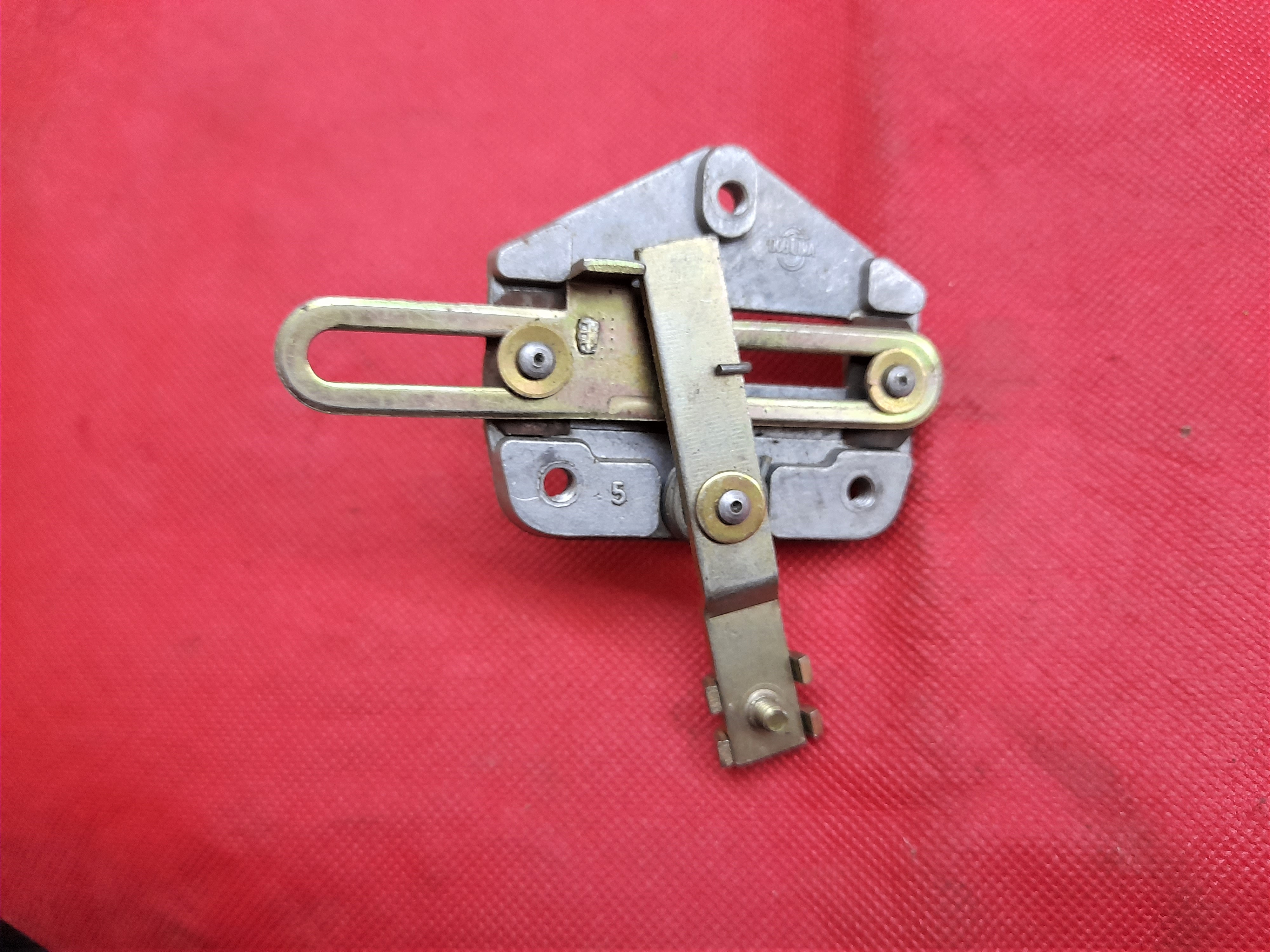 Fernbetätigung Innentüröffner Trabant 601 links