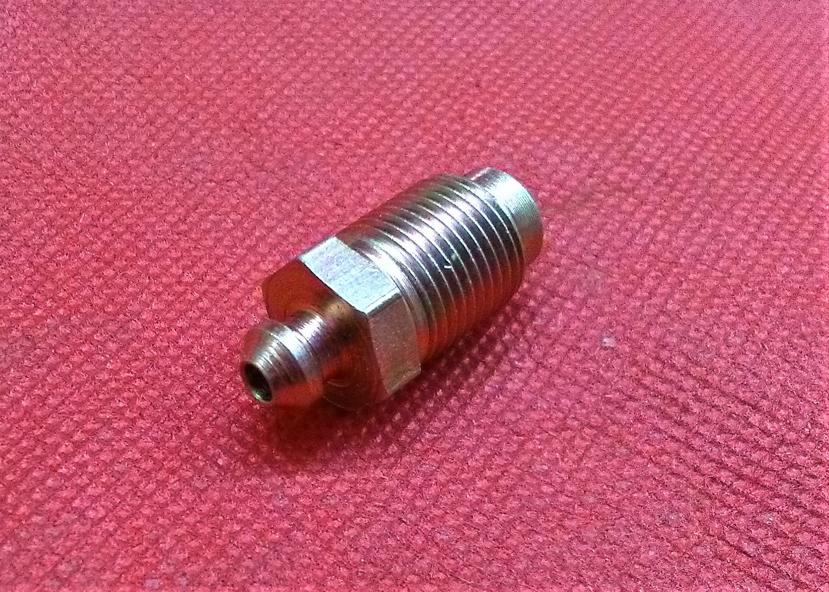 Entlüfterschraube Bremszylinder Vorderachse Wartburg 311 313