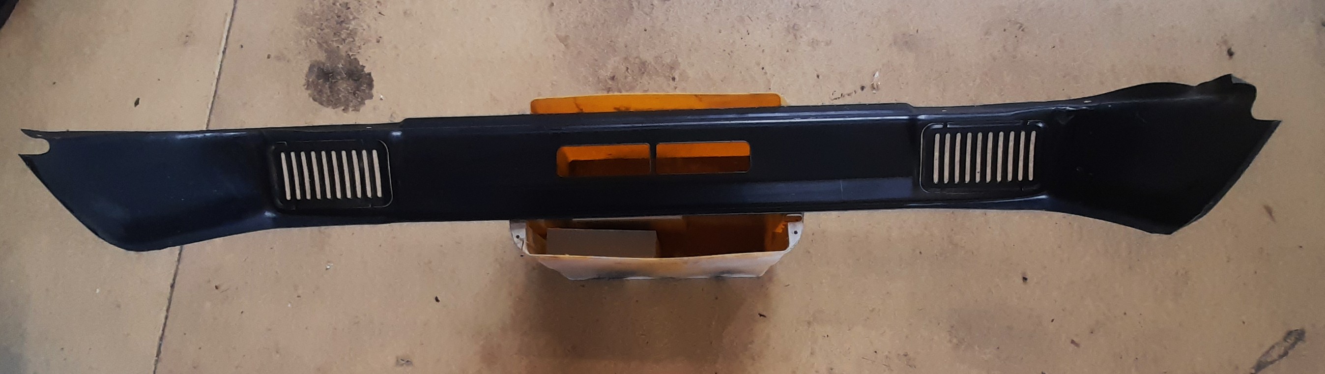 Frontschürze, Frontblech Kühlerverkleidung Wartburg 353
