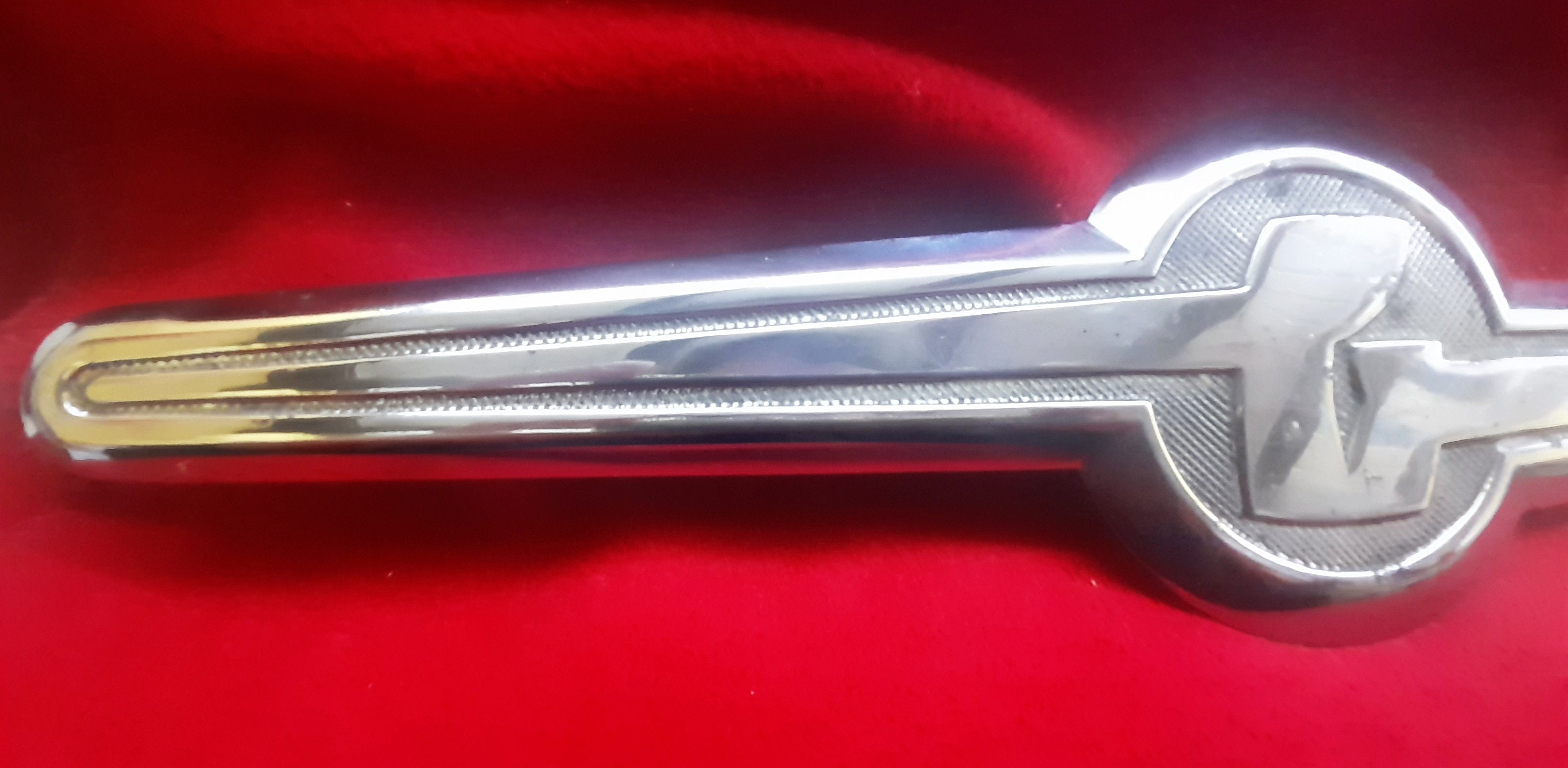 Chrom Emblem für Kühlergrill Barkas B1000