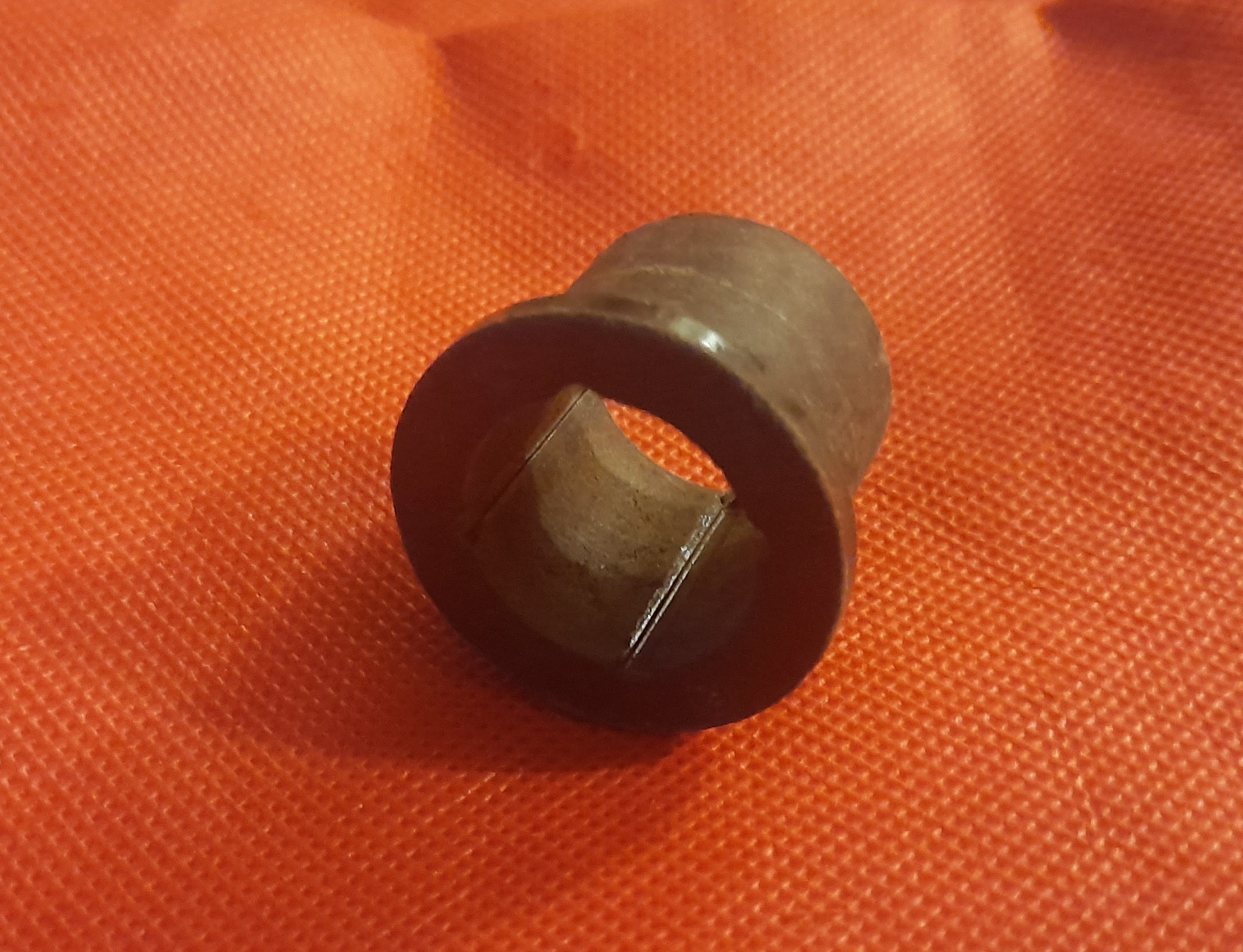 Federgabelbuchse unten Trabant  601