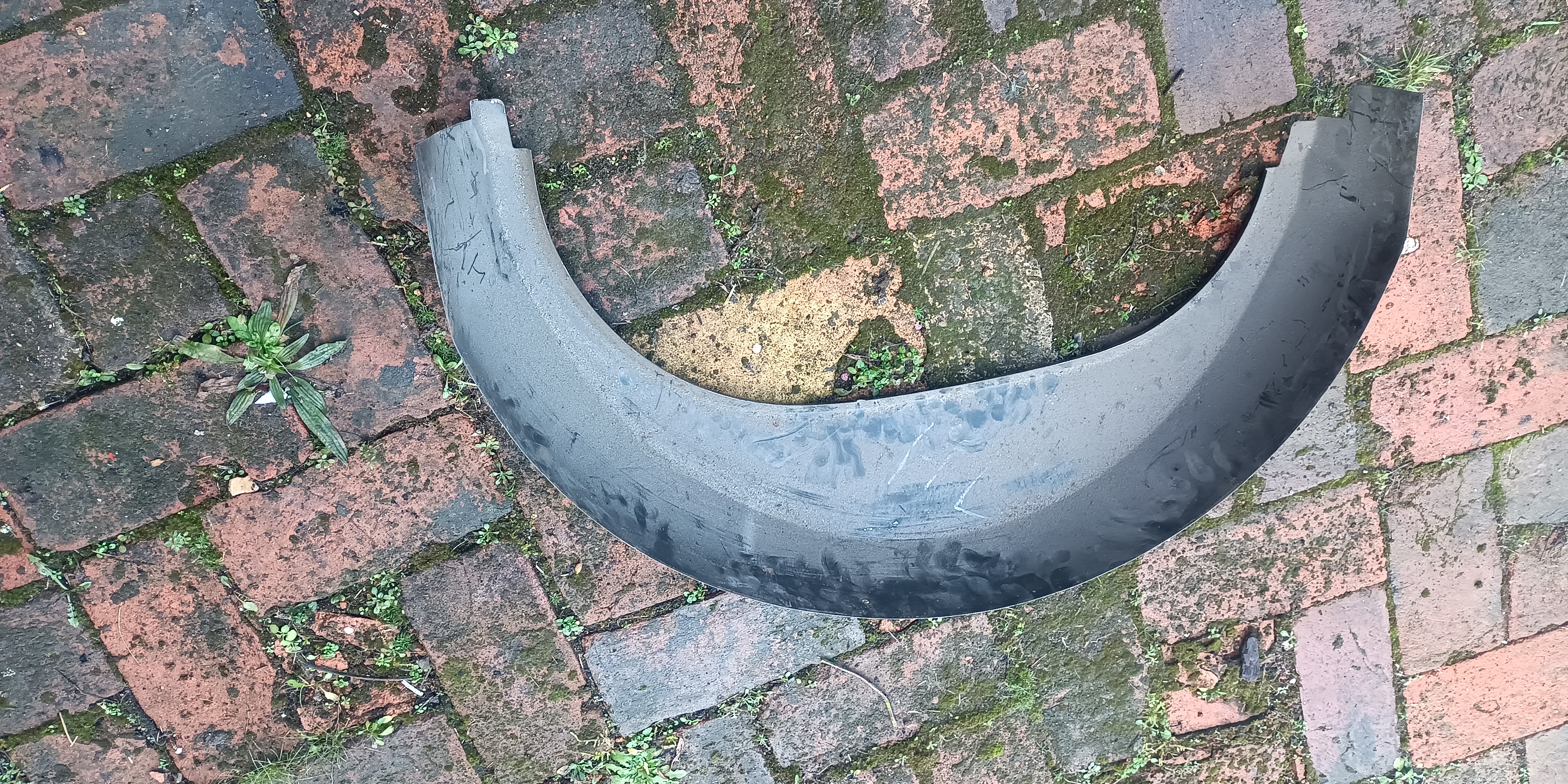 Halbschale Radlauf Blech Reparaturblech hinten links Trabant 601