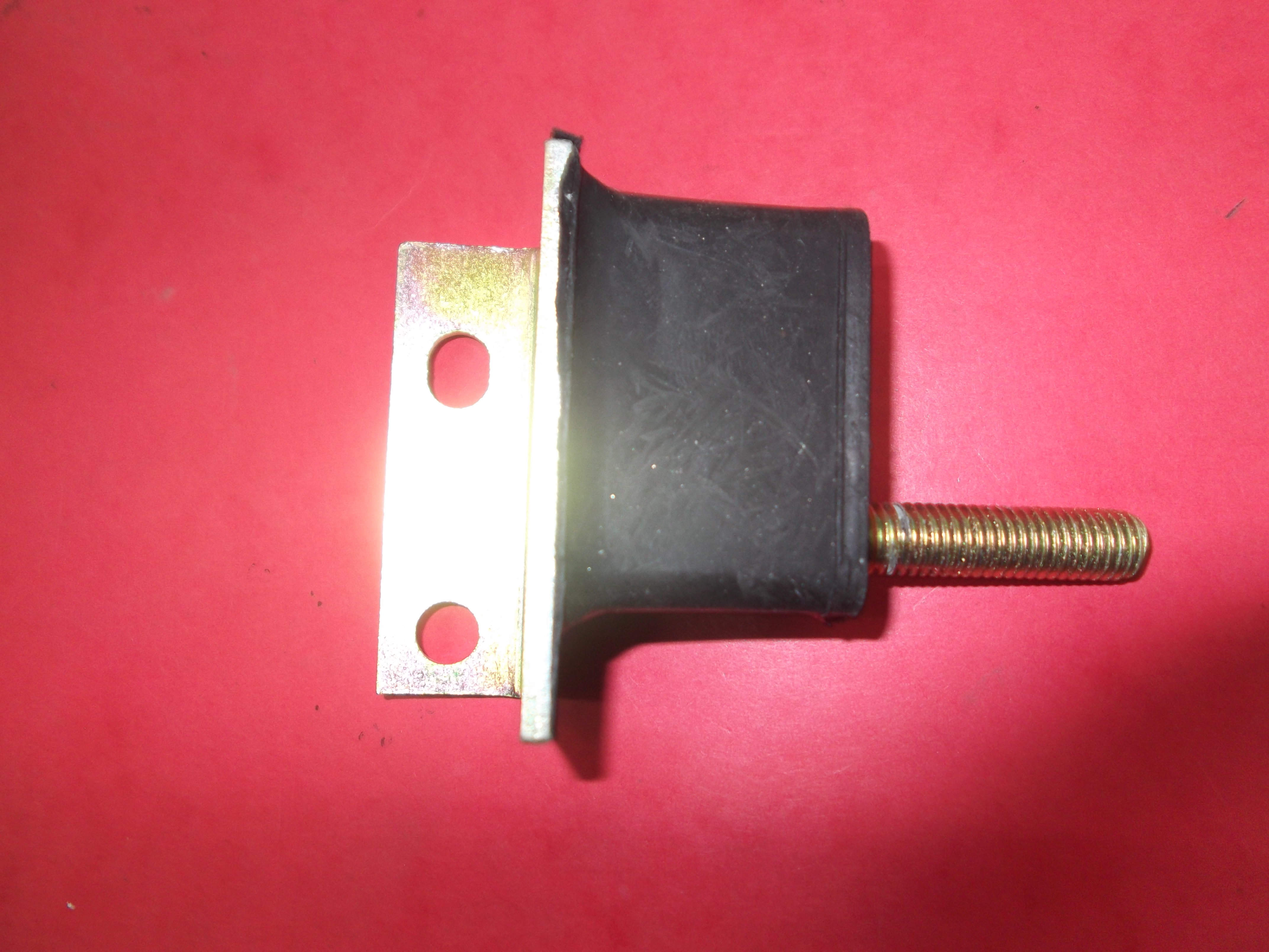 Scherblock Auspuffhalter Wartburg 311