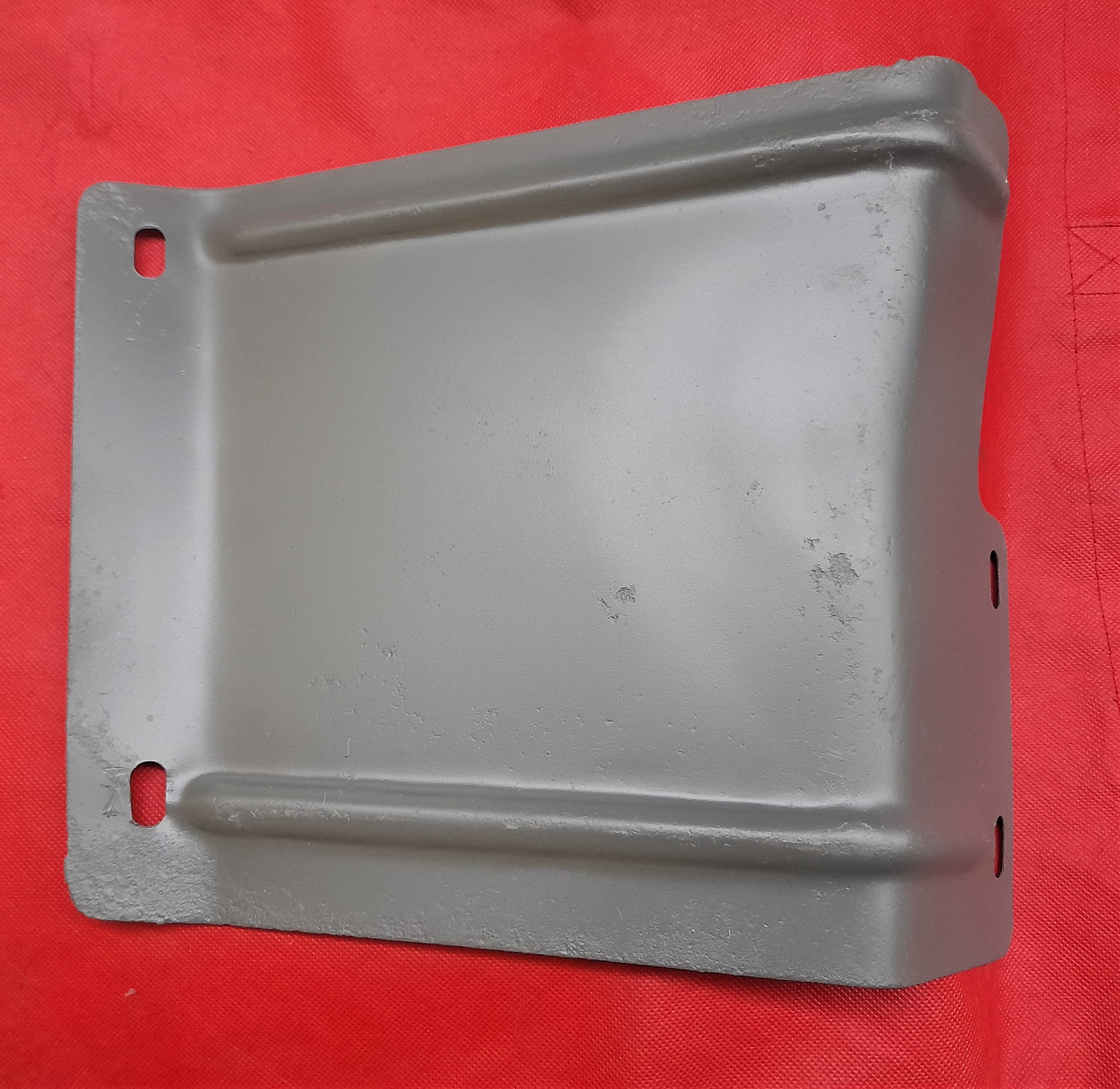 Motorraumseitenschutz rechts Wartburg 311 312