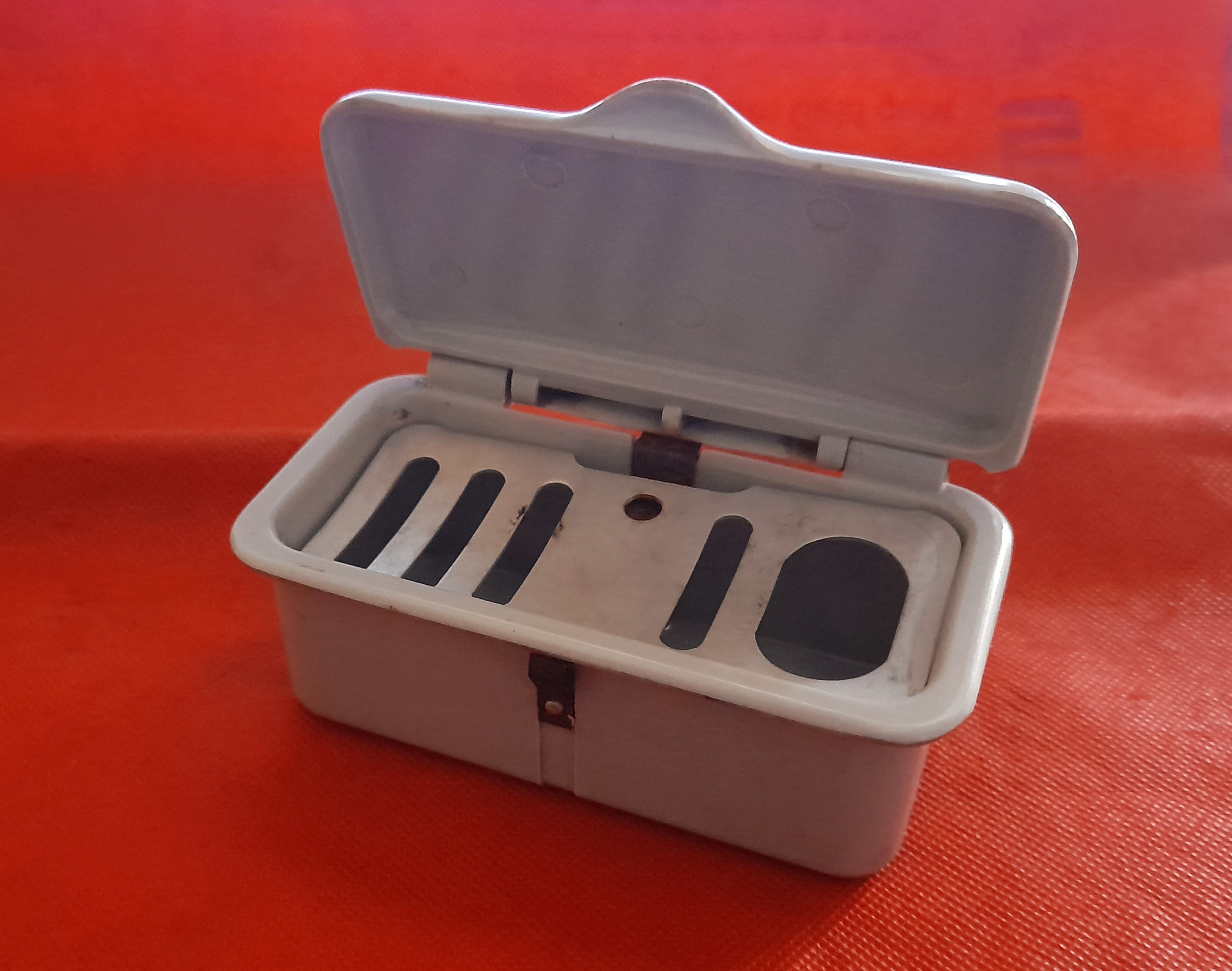 Aschenbecher Wartburg 311 312 Trabant 500