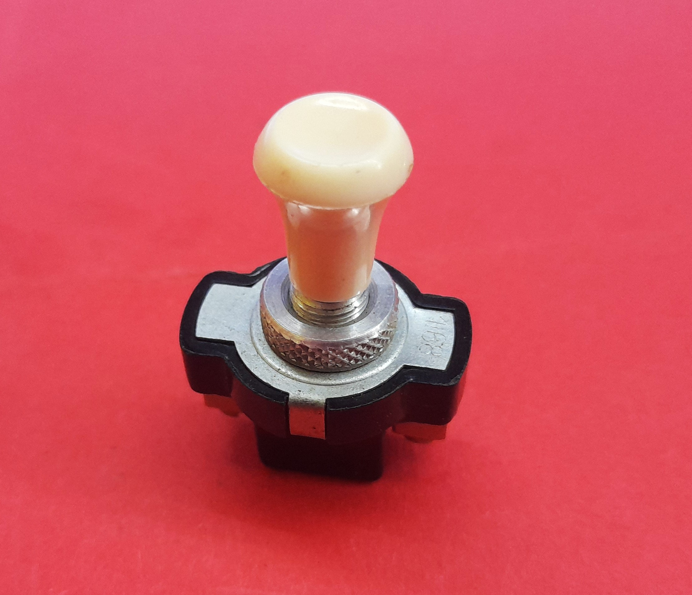 Schalter Zugschalter elfenbein beige Oldtimer DDR Wartburg EMW IFA Framo