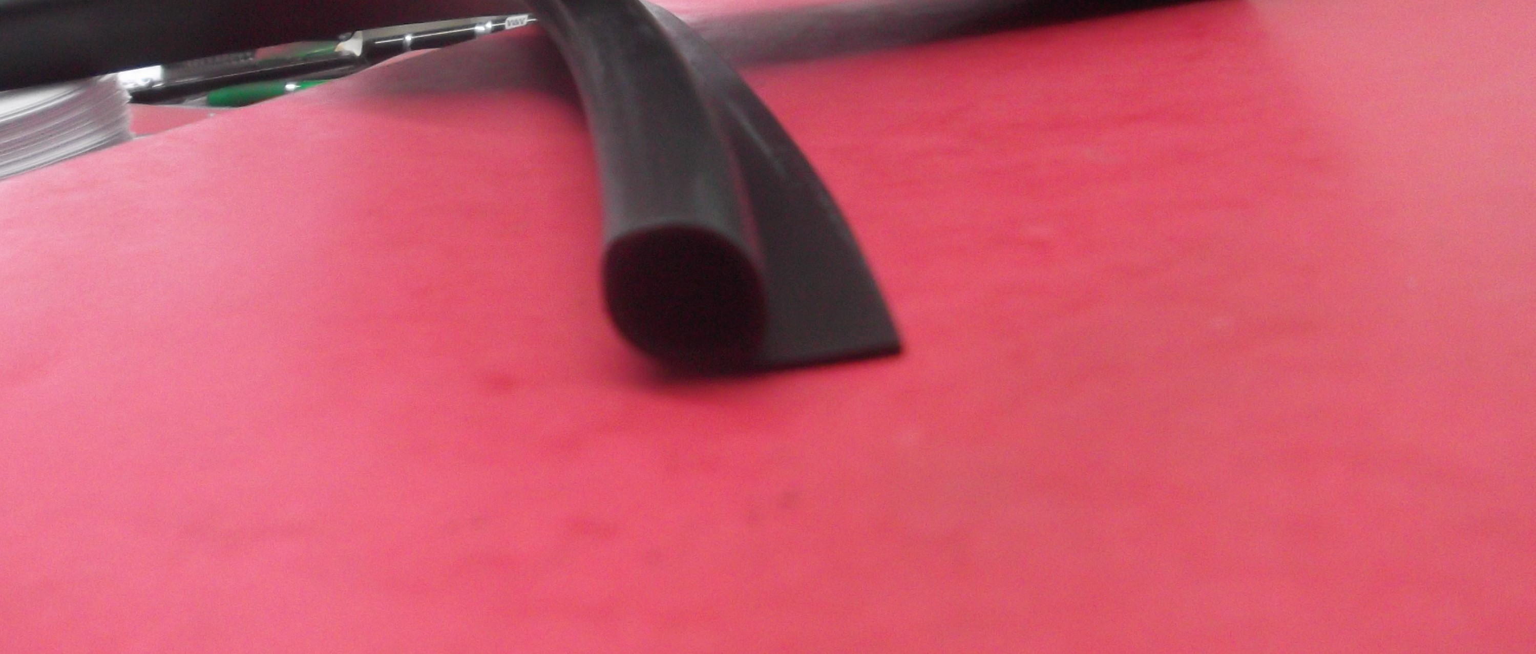 7,50€/m Profilgummi Gummi Türabdichtung B-Säule unten Wartburg 311 Coupe Cabrio Trabant  500 600 P50