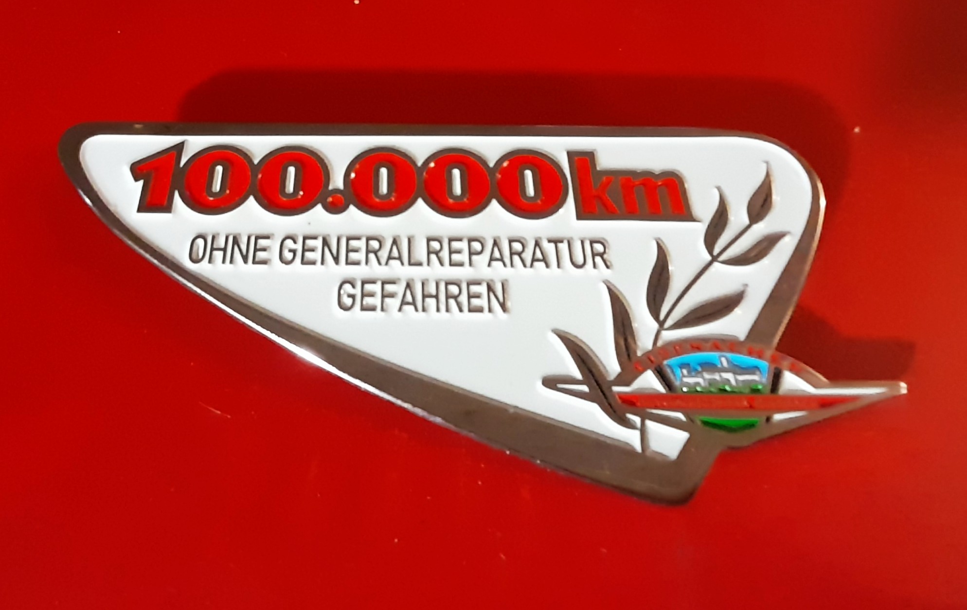 Plakette Emblem Schild 100000 km ohne Generalreparatur Wartburg
