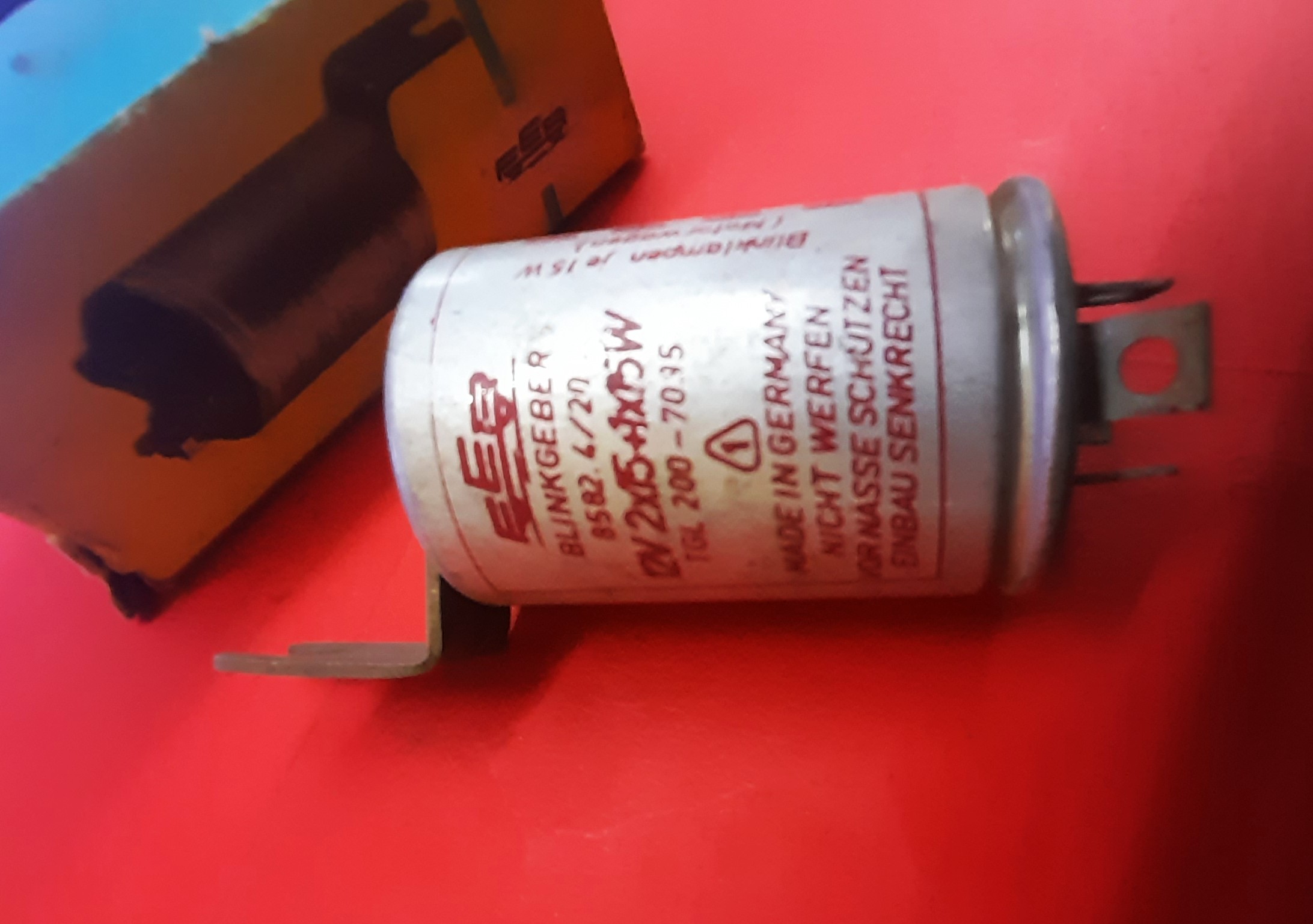 Blinkgeber 12V 2x15+1x15W für Anhängerbetrieb Wartburg Trabant Barkas IFA