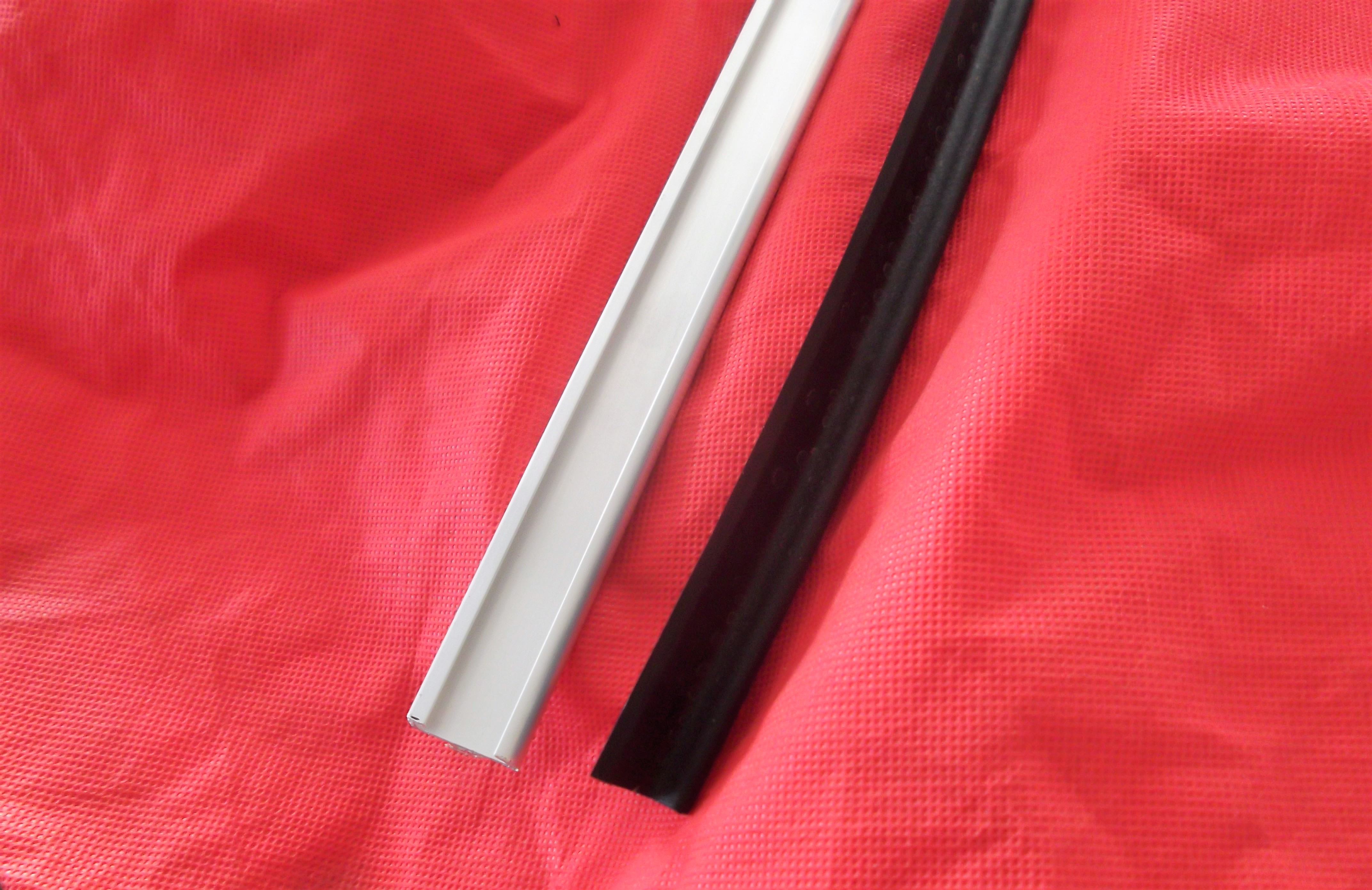 Profilleiste mit Gummi an A-Säule und Verdeck