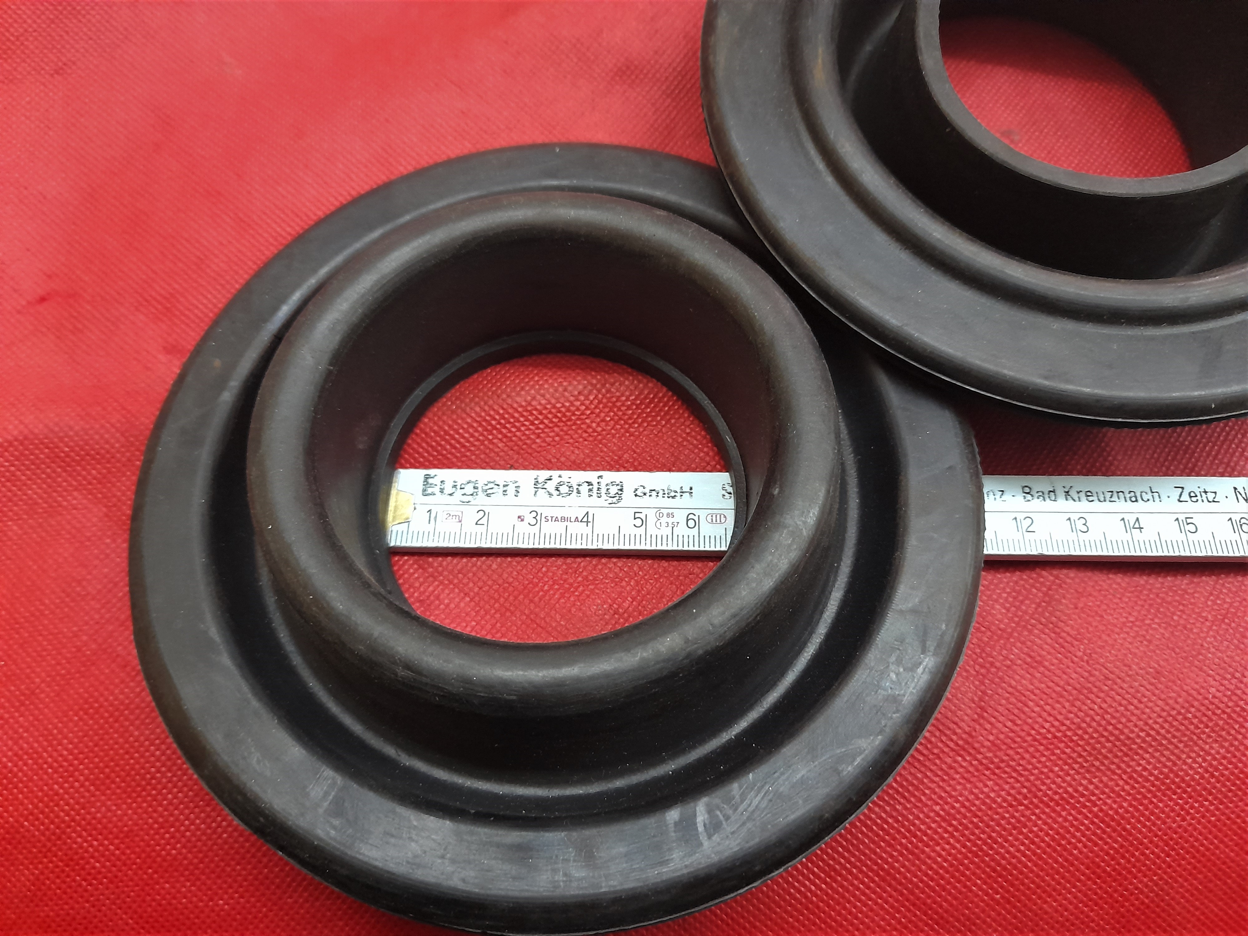 Gummi Stoßdämpfer Stoßdämpferdurchführung Wartburg 312 300HT