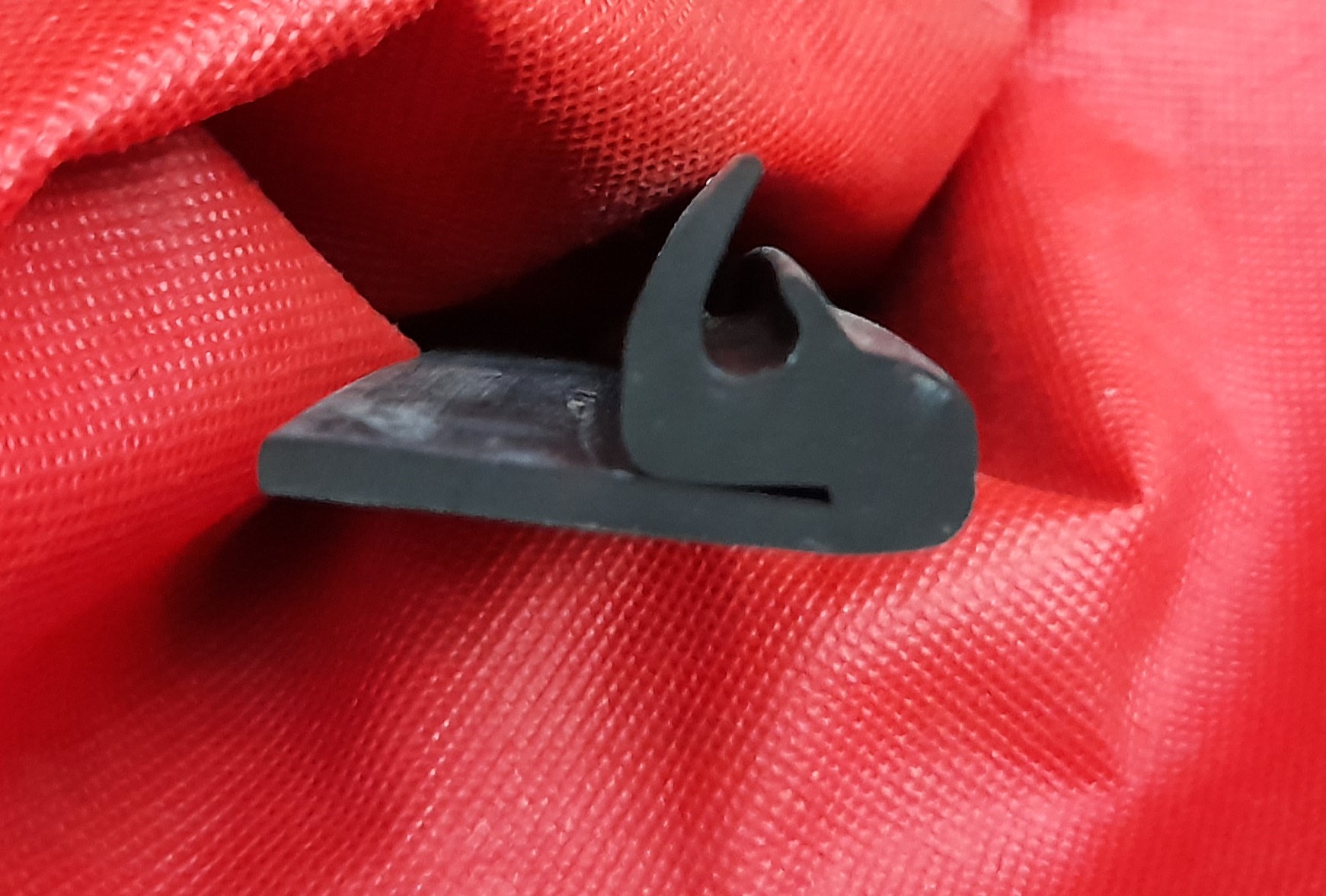 Gummiprofil Ausstellfenster Schwenkfenster unten IFA F9