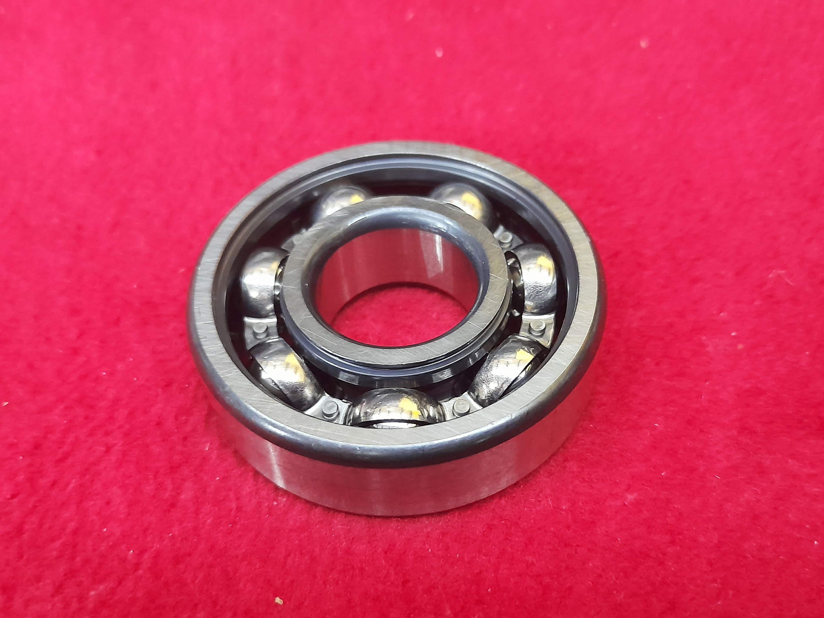 6304 Lager Antriebswelle Getriebe Wartburg 311