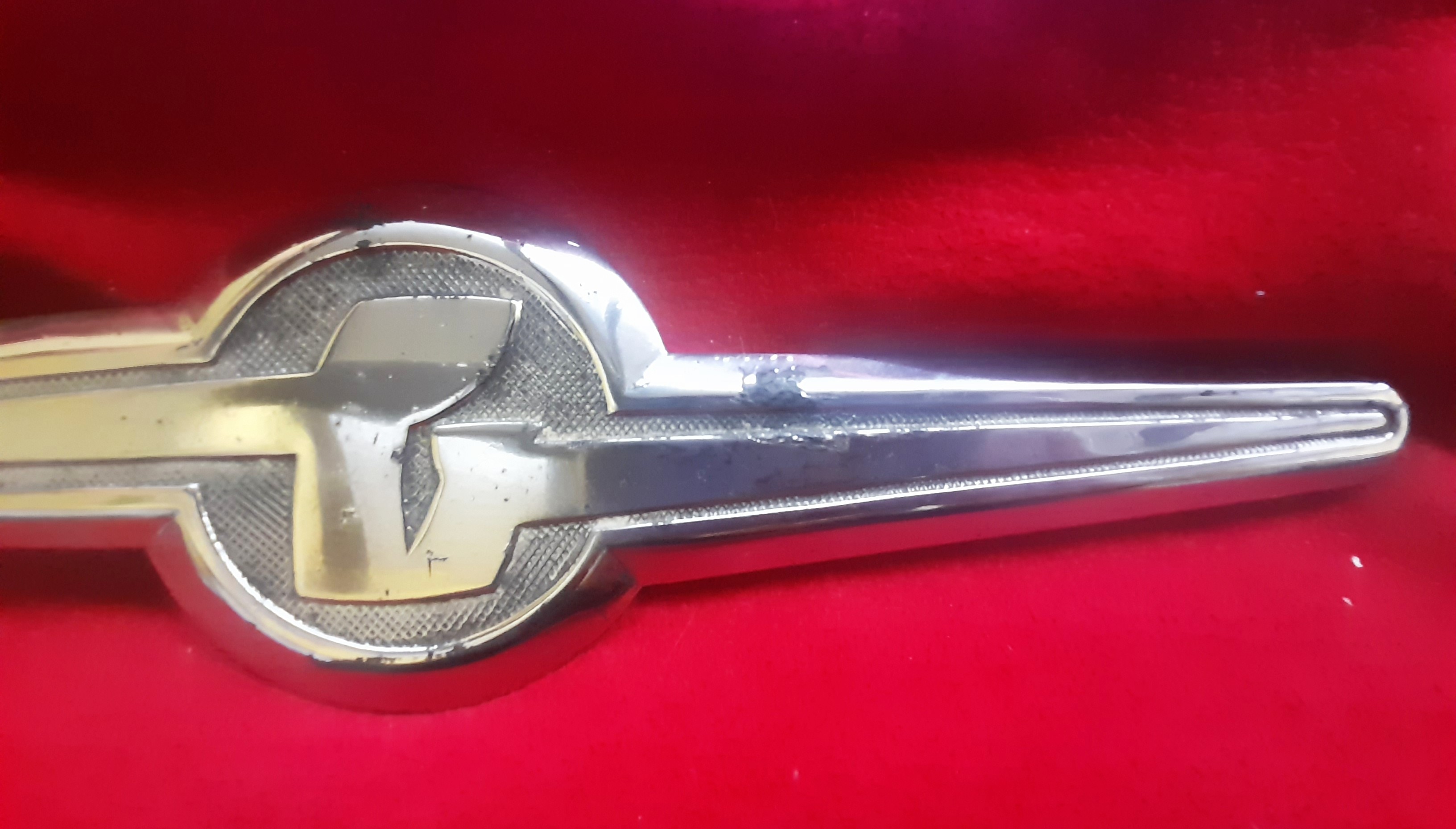 Chrom Emblem für Kühlergrill Barkas B1000