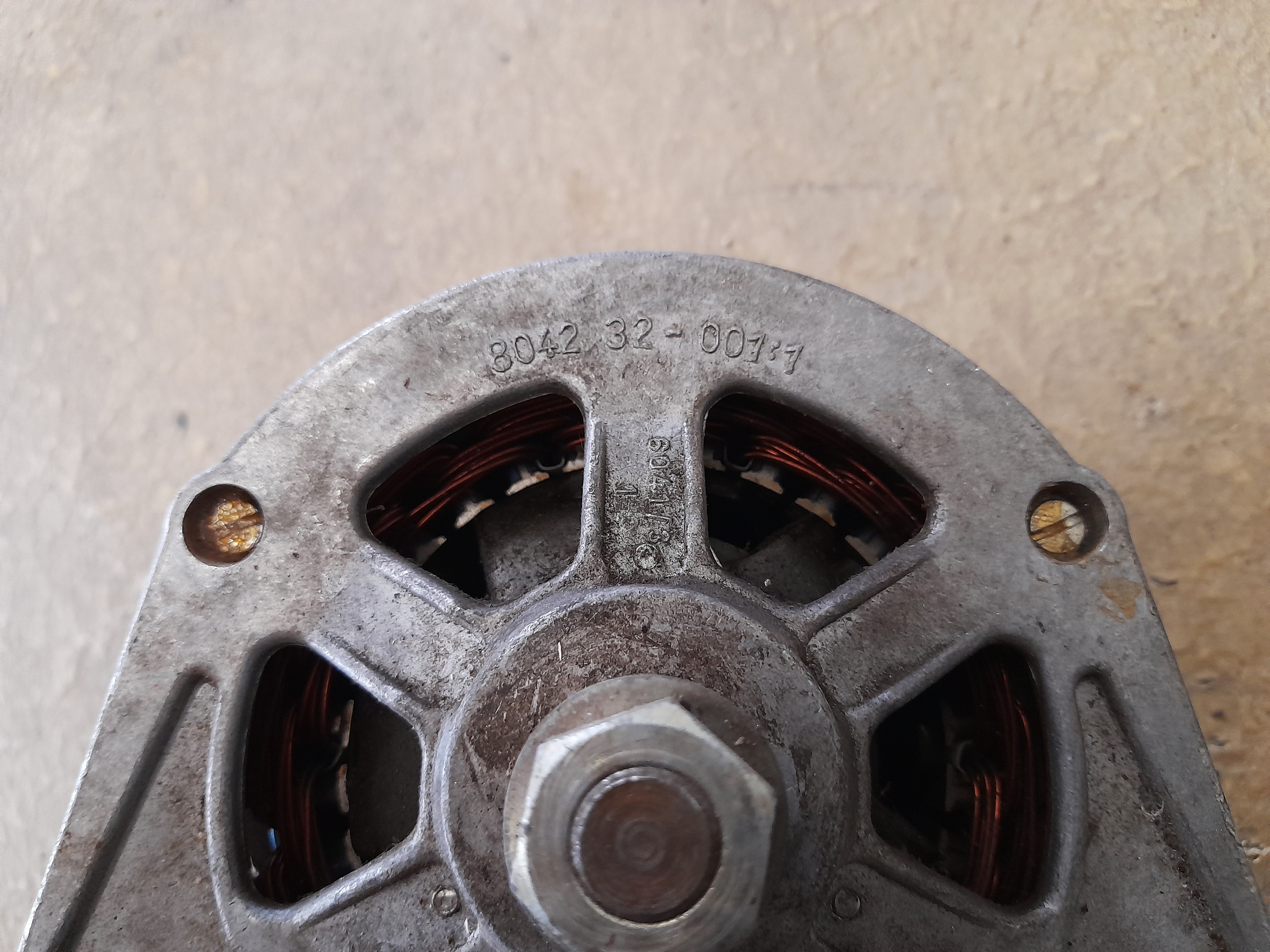 Drehstromlichtmaschine 14V / 42A Trabant 601