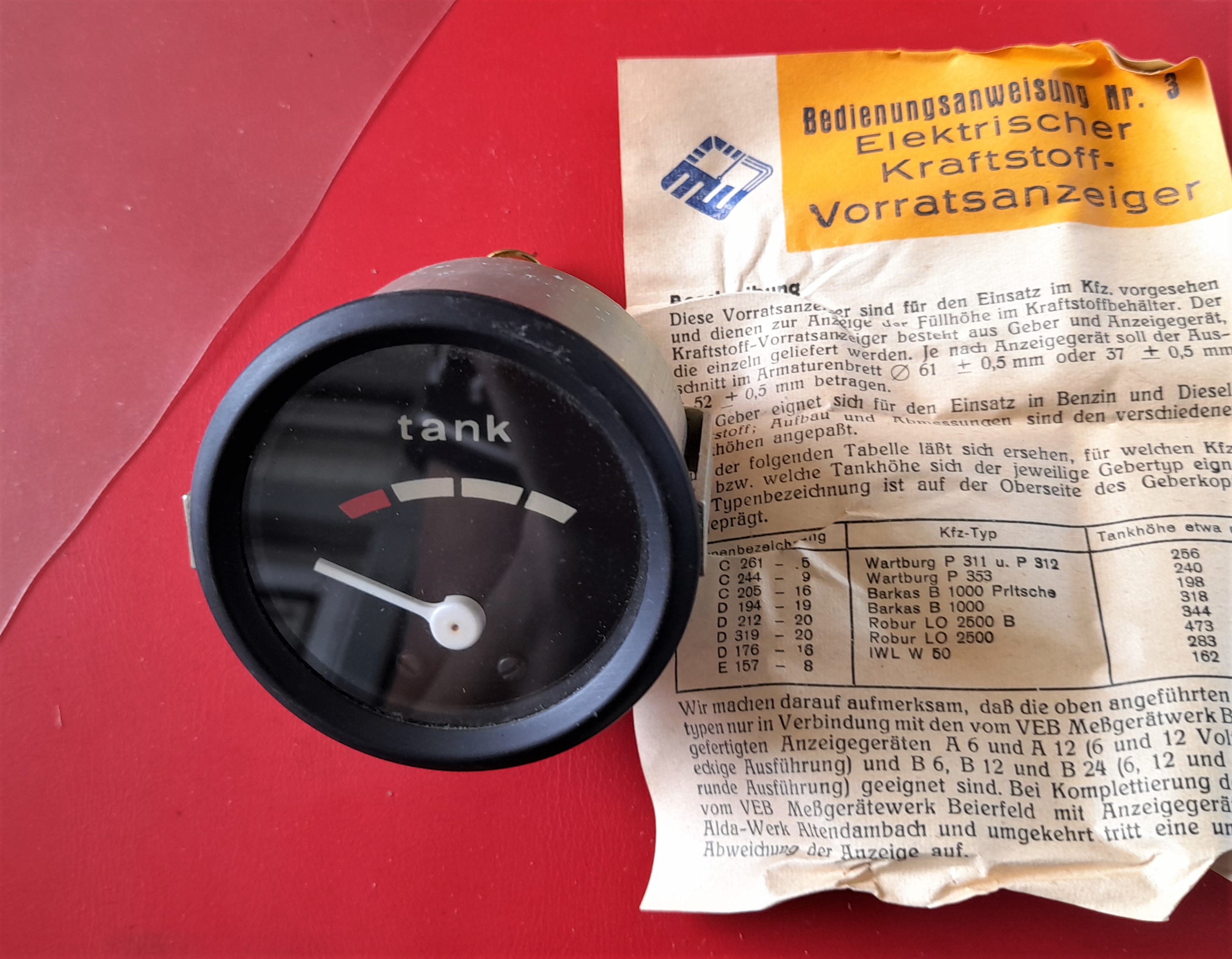 Kraftstoffanzeige Wartburg 353 Barkas B 1000 IFA W 50 Robur