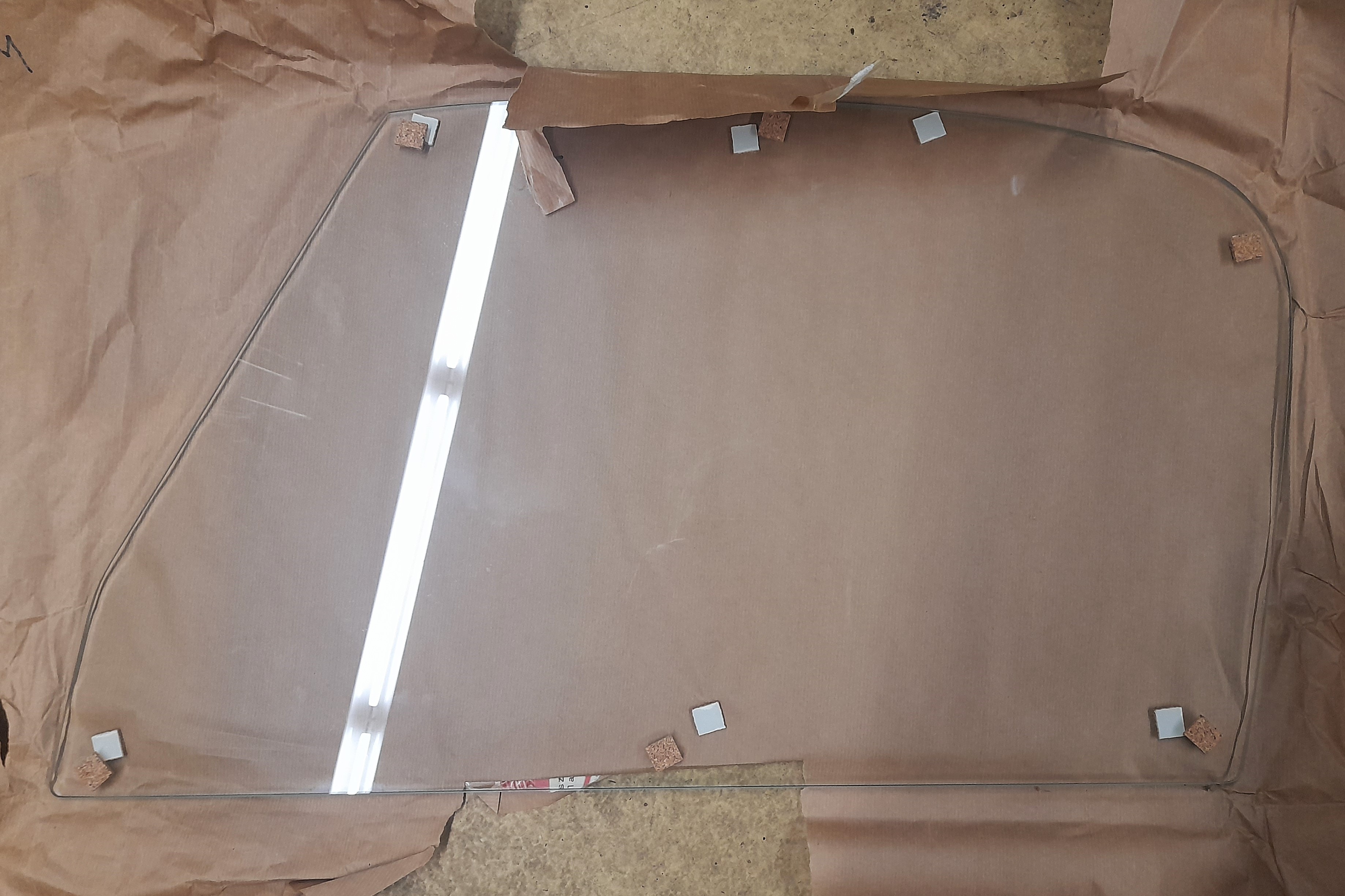 Scheibe , Seitenscheibe Wartburg 313