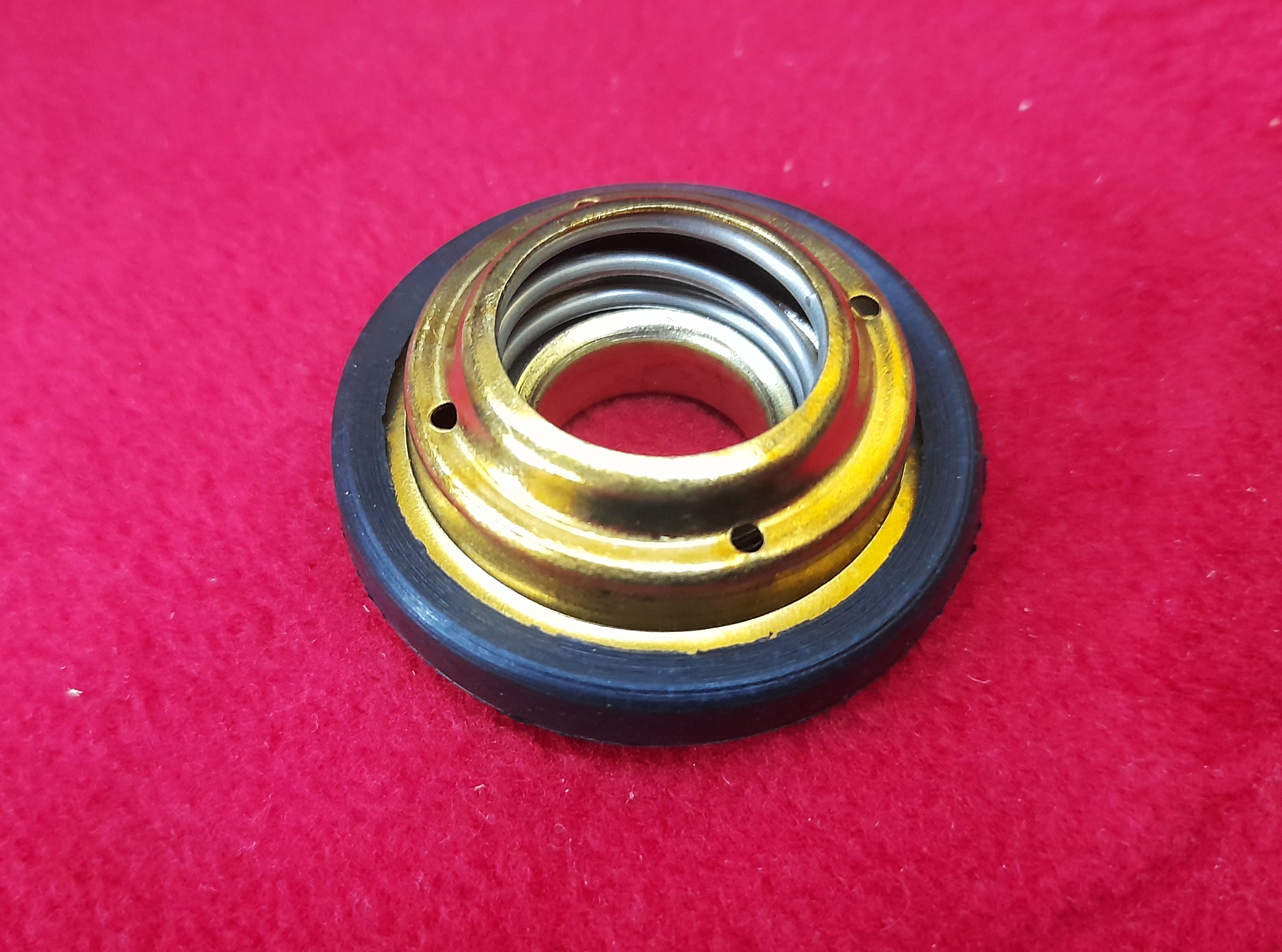 Membran Gleitdichtring Wasserpumpe Wartburg 312 353 Barkas B1000