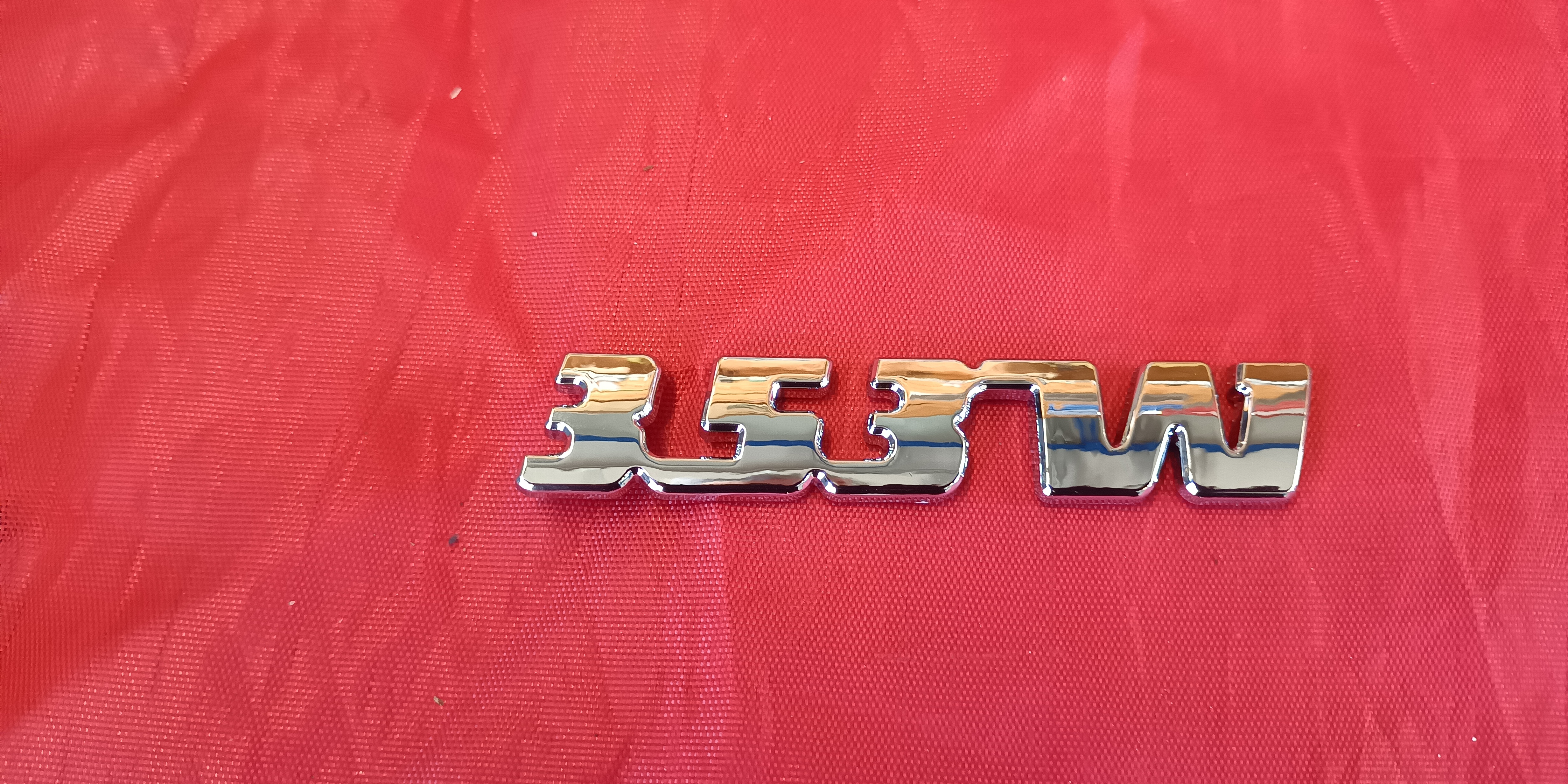Schriftzug Emblem "353W" chrom Wartburg 353