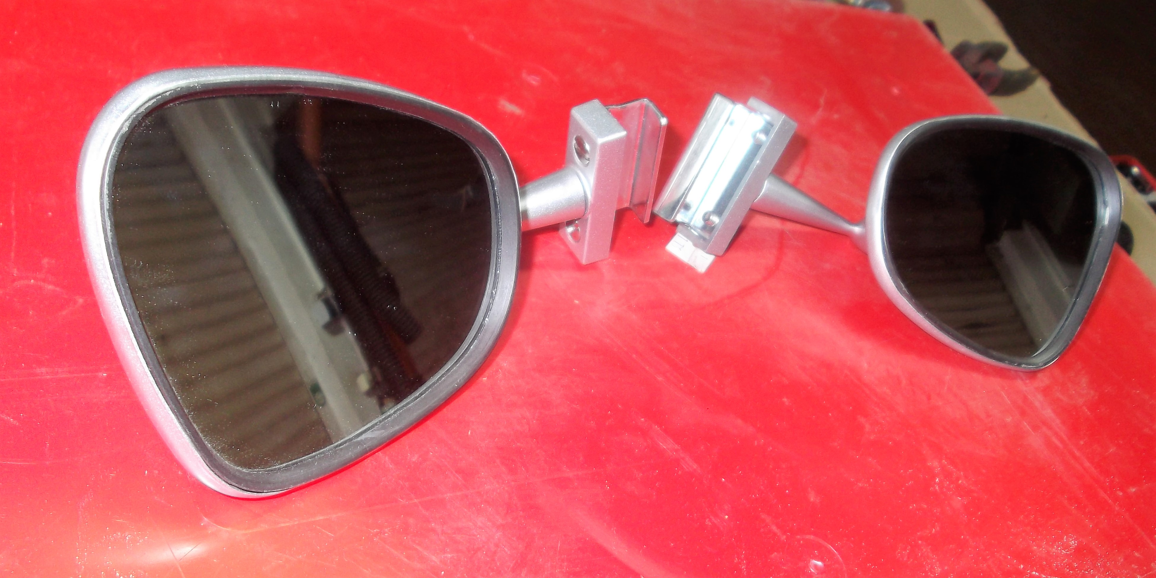 Nierenspiegel Klemmspiegel Spiegel Wartburg , Trabant , IFA Außenspiegel
