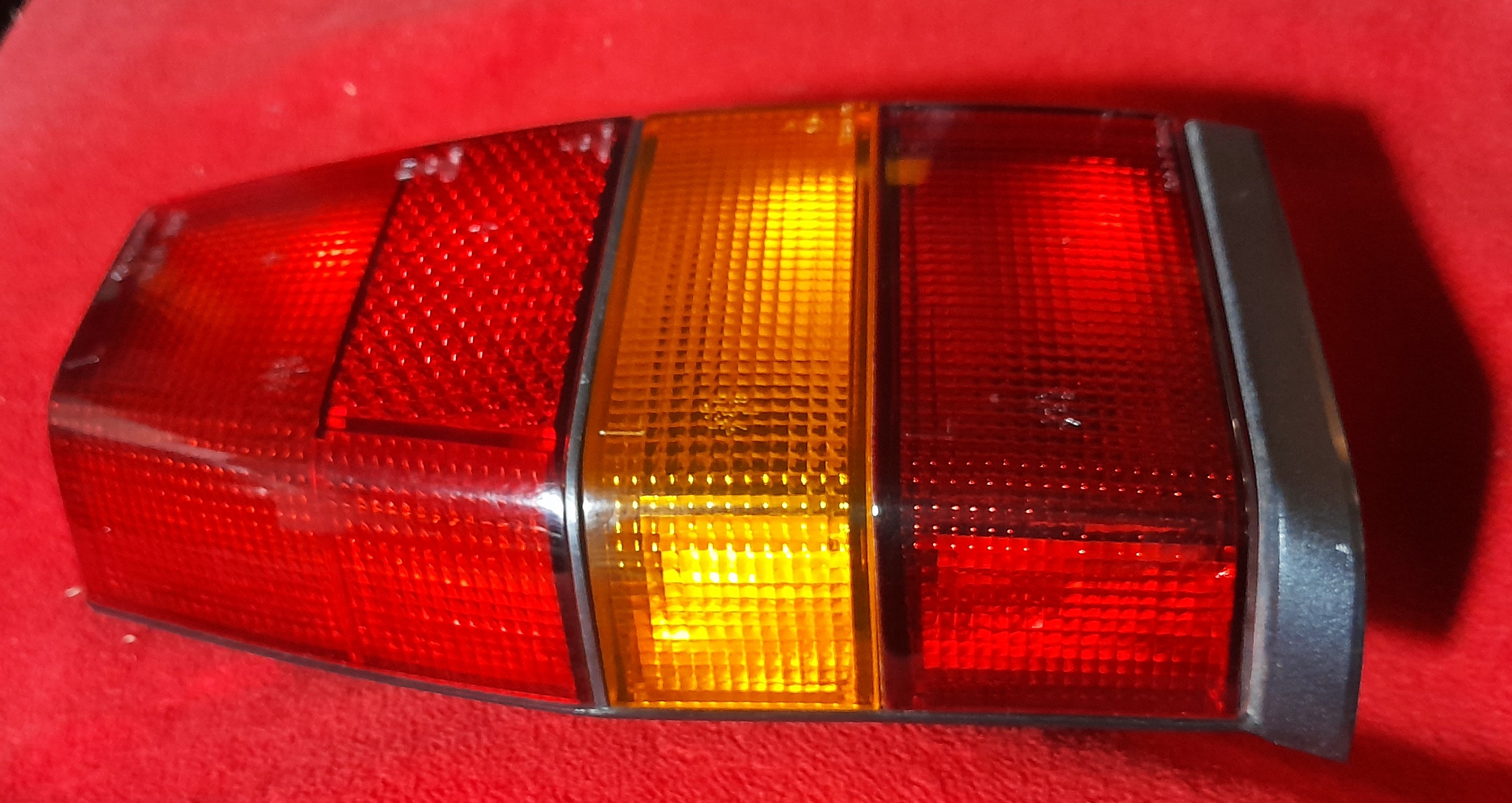 Rücklicht links VW Polo 86c Steilheck