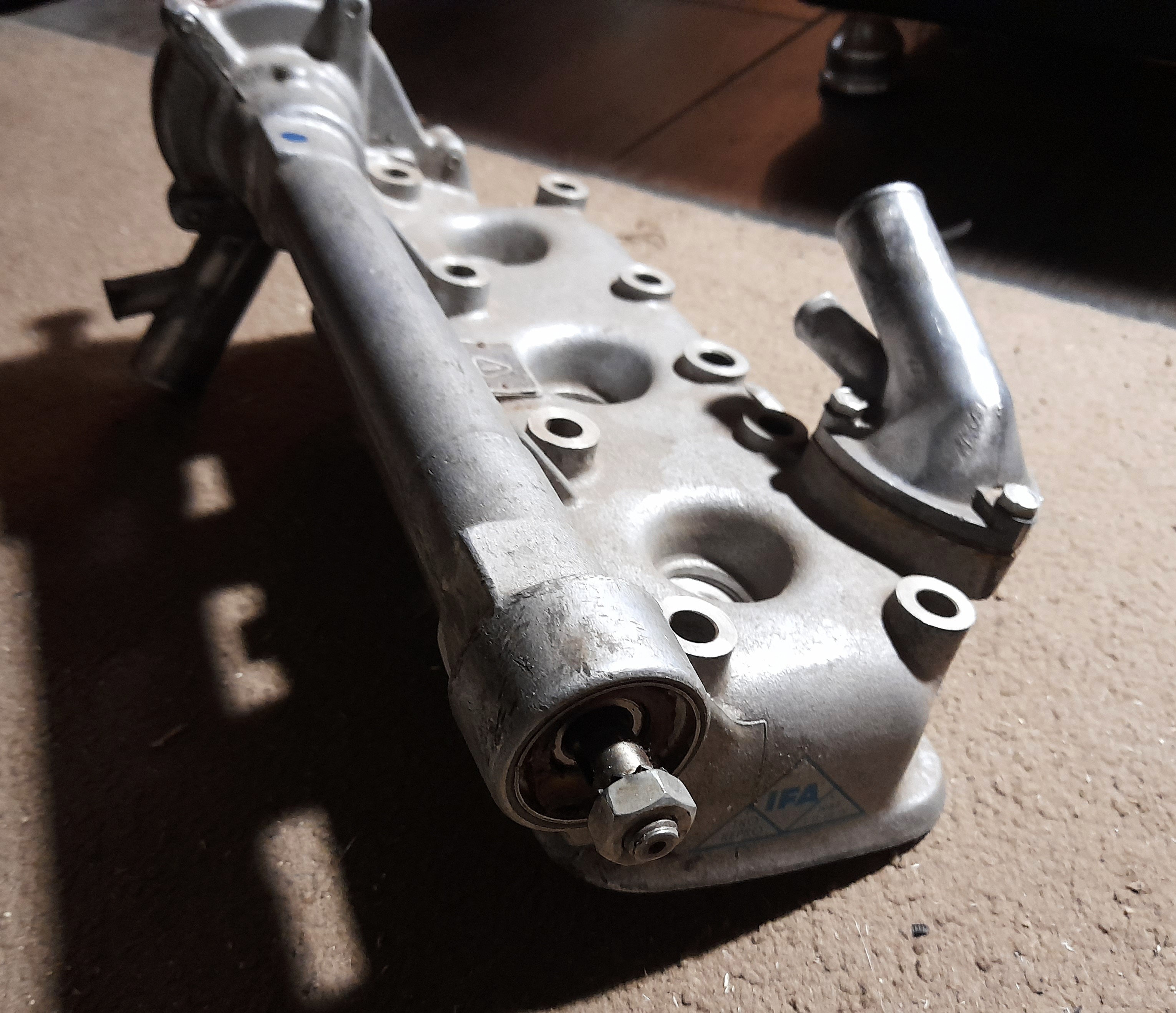 Zylinderkopf mit Wasserpumpe Wartburg 312 353 Barkas B1000