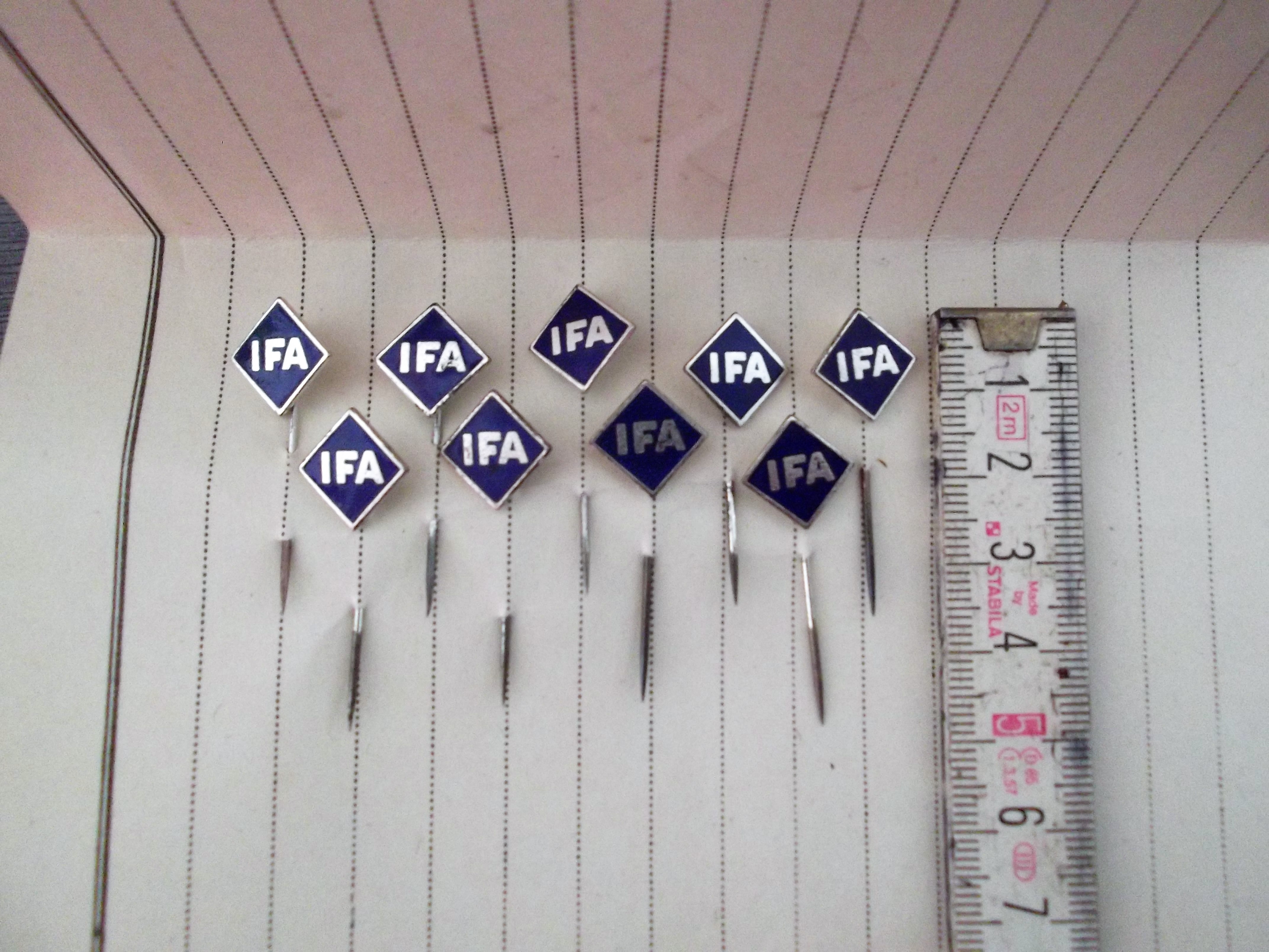 Anstecknadel IFA