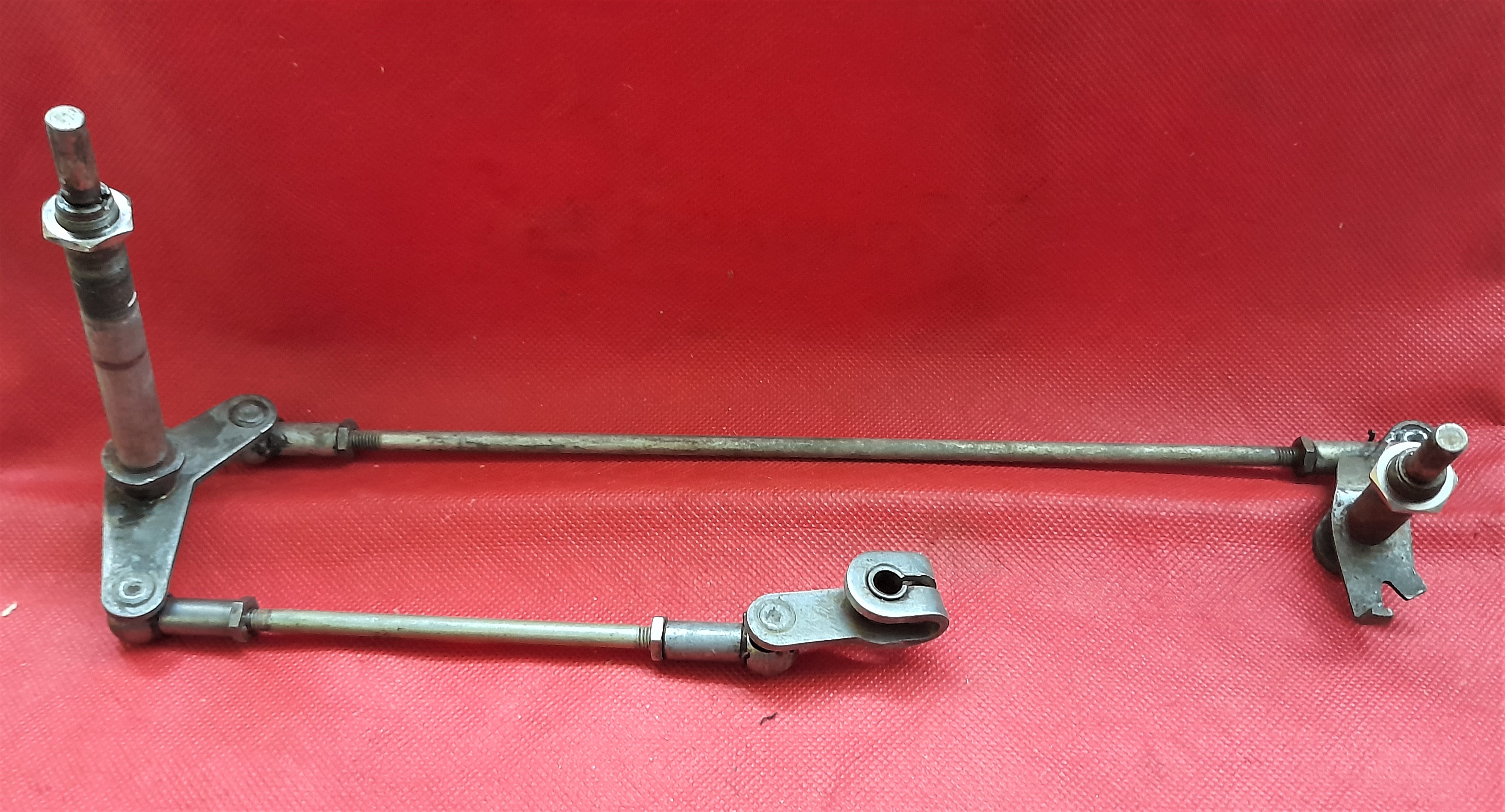 Scheibenwischergestänge Wischergestänge Gestänge Wischer Schmetterlingswischer  Wartburg 311 IFA F9