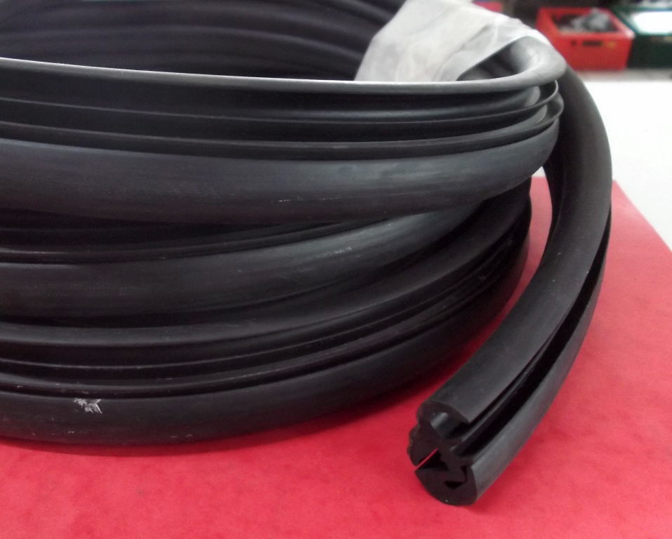 Frontscheibengummi Wartburg 311 312 300 HT