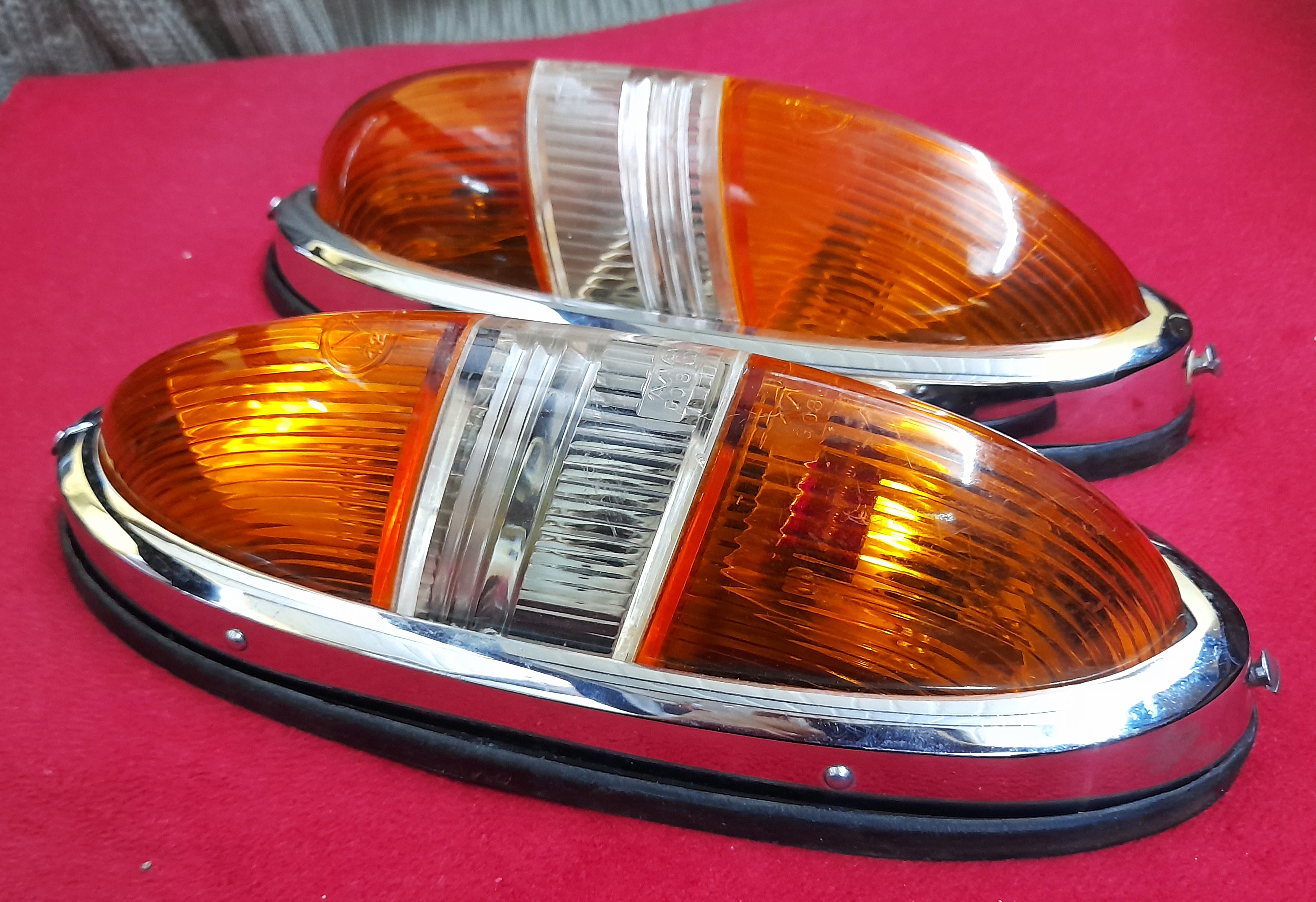 Rückleuchten , Schiffchen Wartburg 311  313 Barkas B1000