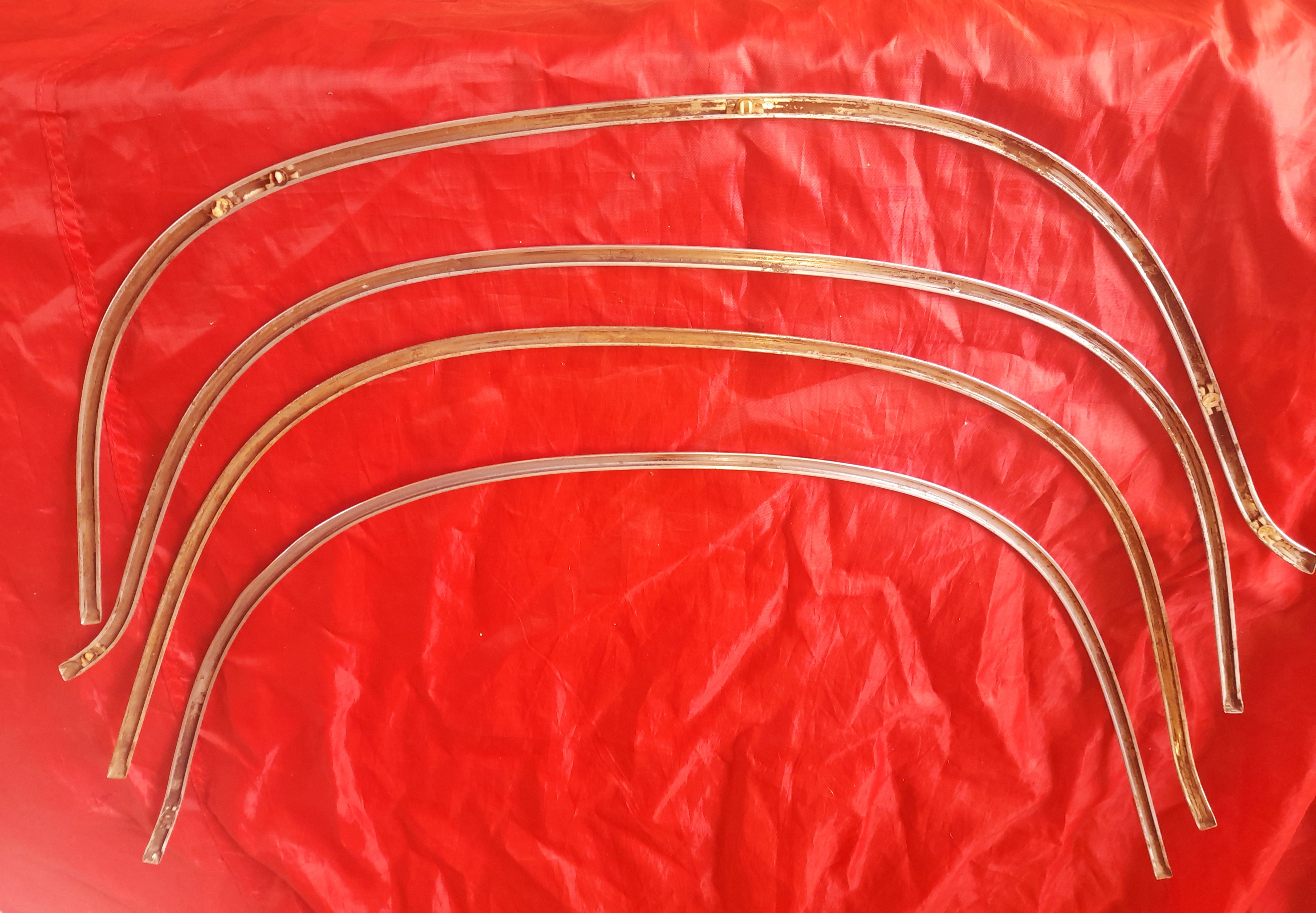 1x Satz Zierleisten Radlauf LADA 2103 2106 Chrom