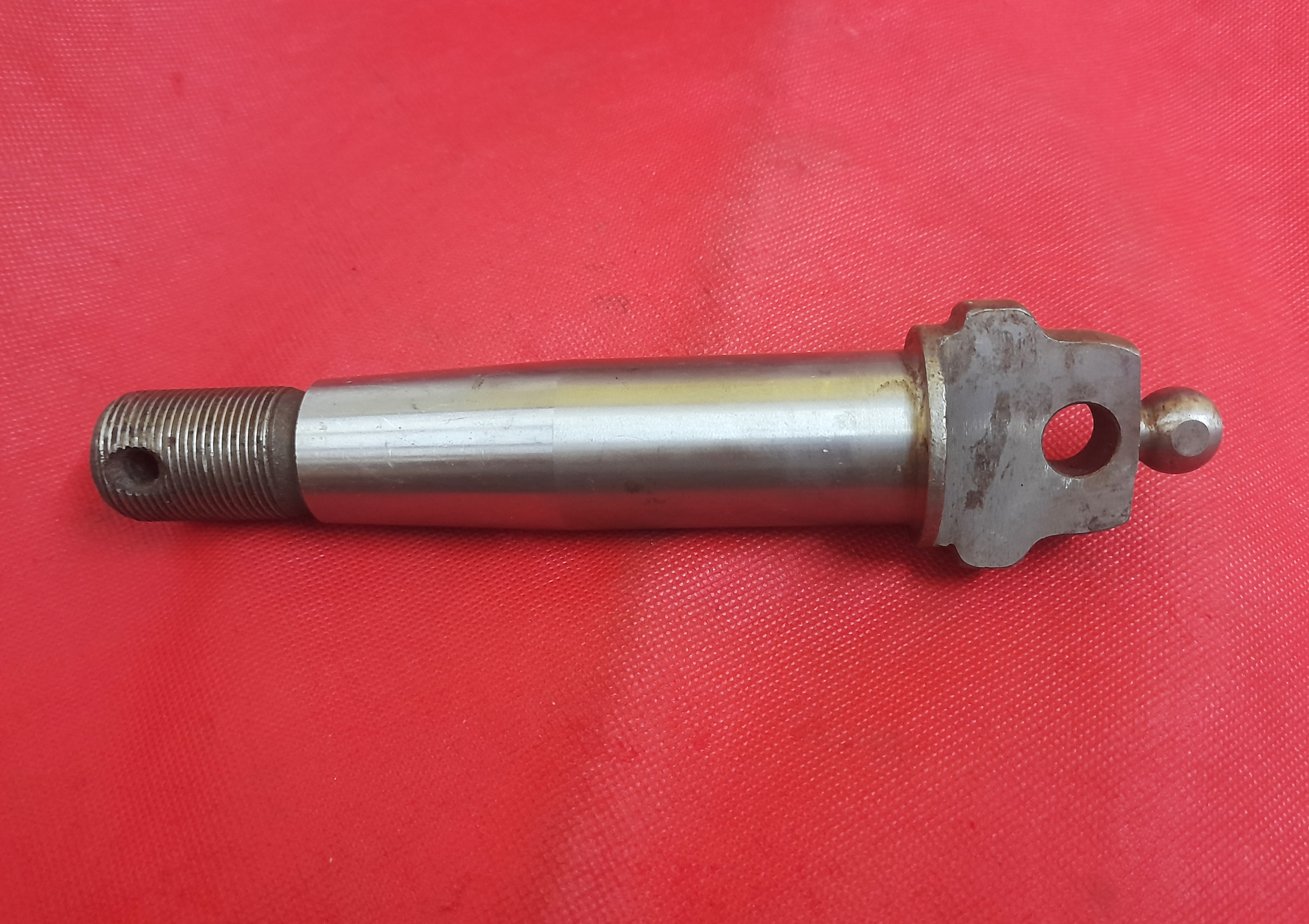 Achsstumpf Scharniergelenk Wartburg 311 313 , IFA F9