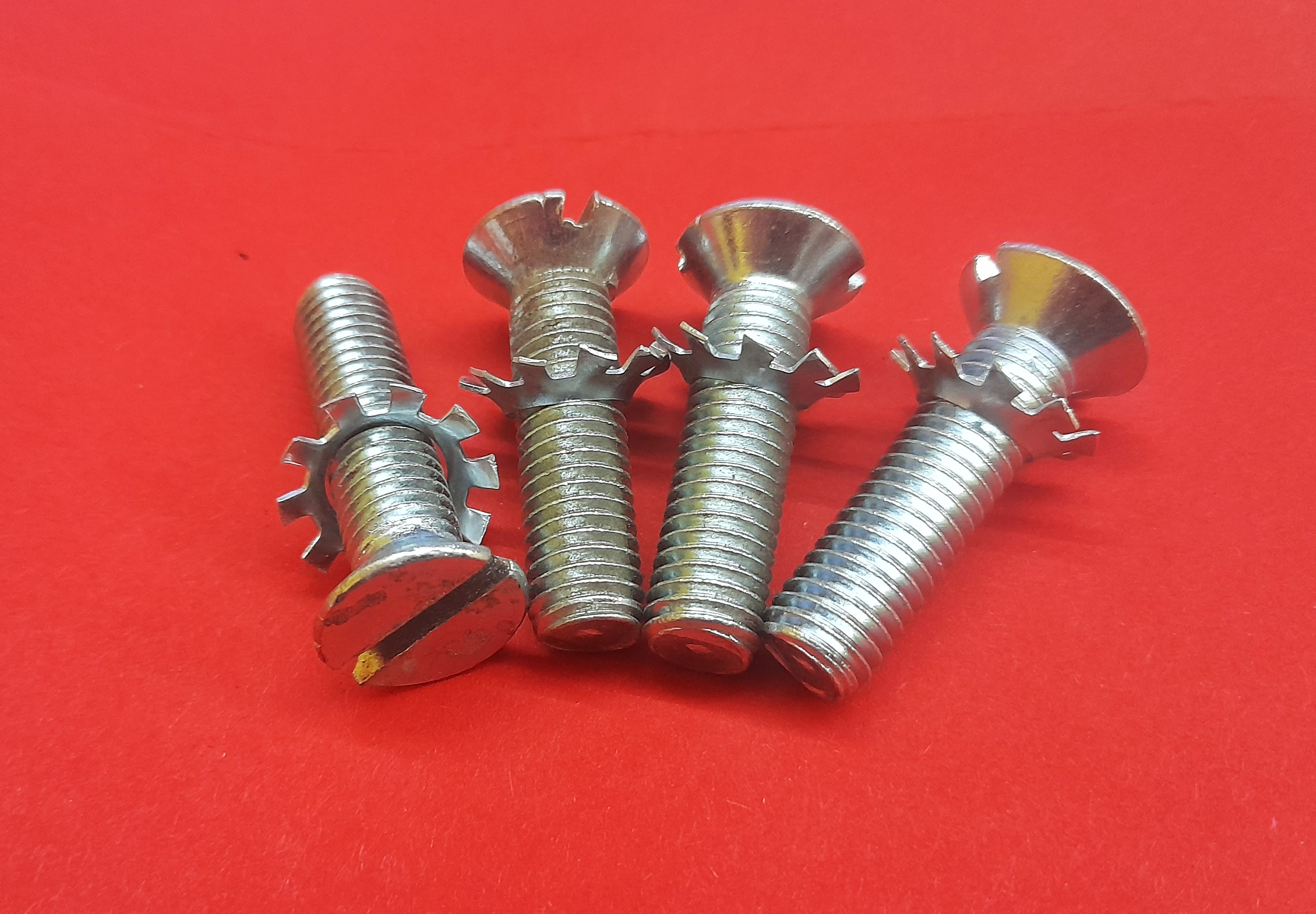 Schrauben Set für Mitnehmer Antriebswelle Wartburg 311 313