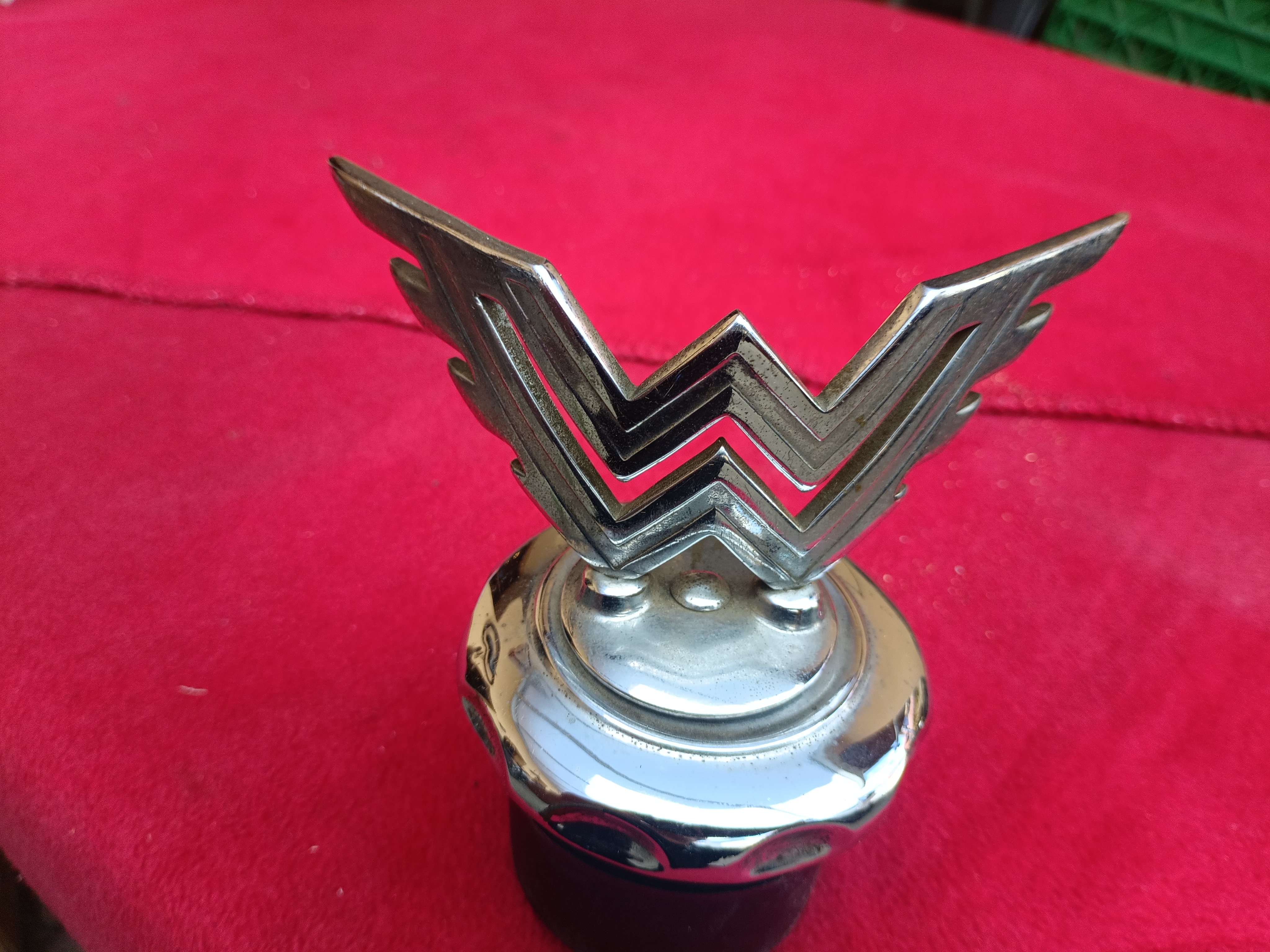 Kühlerfigur Emblem mit Kühlerdeckel Wanderer Vorkrieg