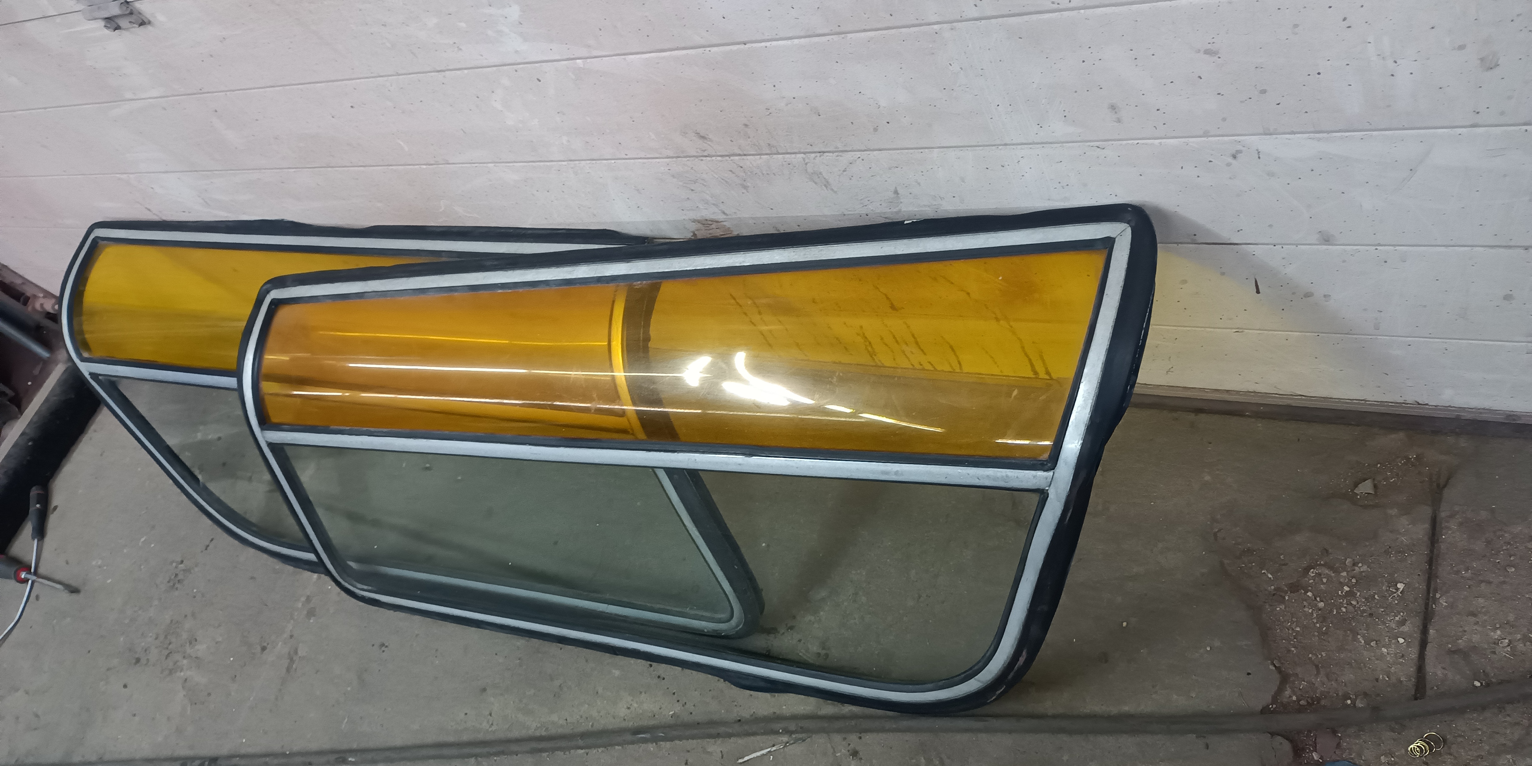 Scheiben Seitenscheiben Wartburg 311 312 Camping