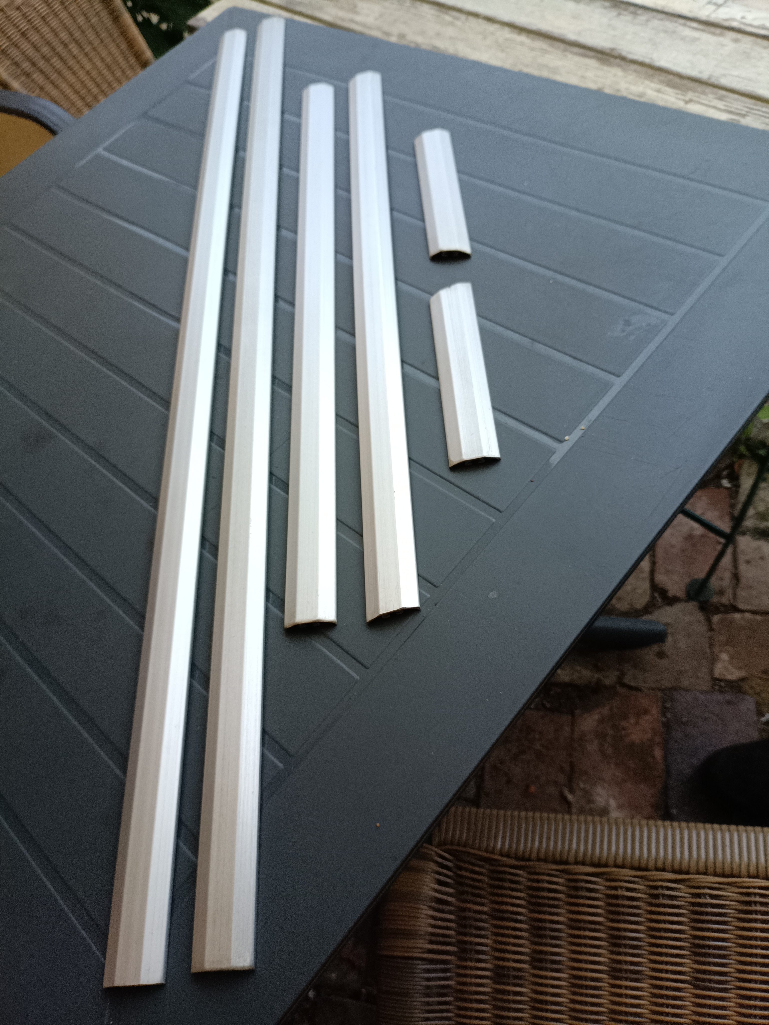 Zierleisten - Satz unterhalb Wartburg 353 deluxe